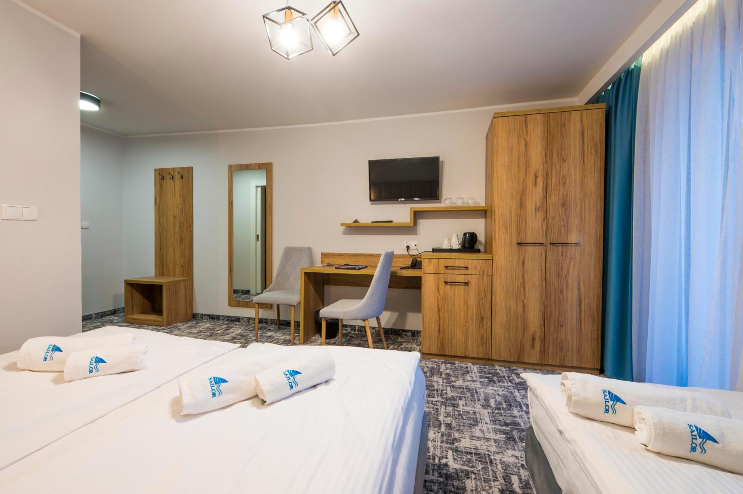 Deluxe Triple Room - Photo 3