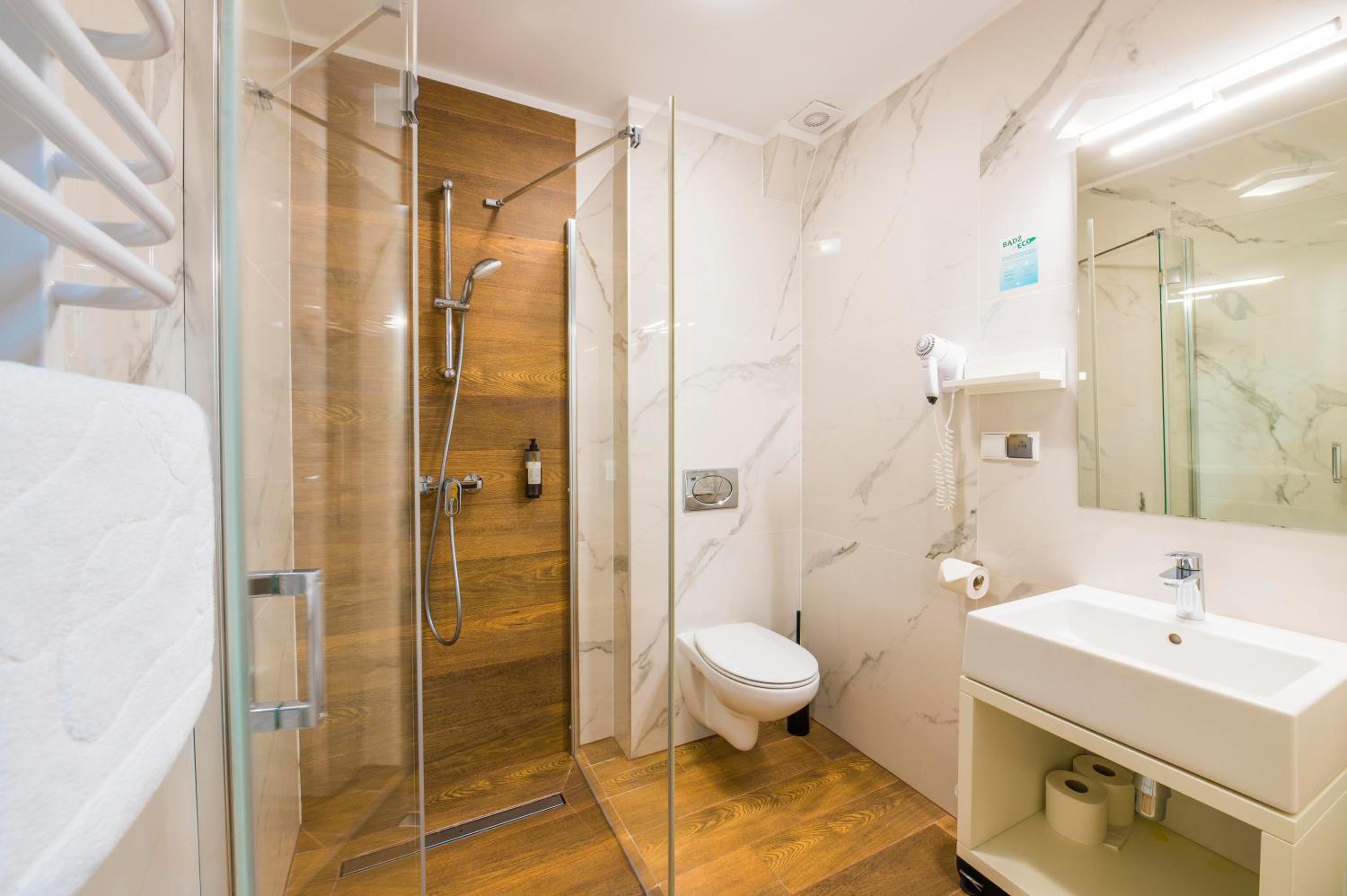 Deluxe Triple Room - Photo 4