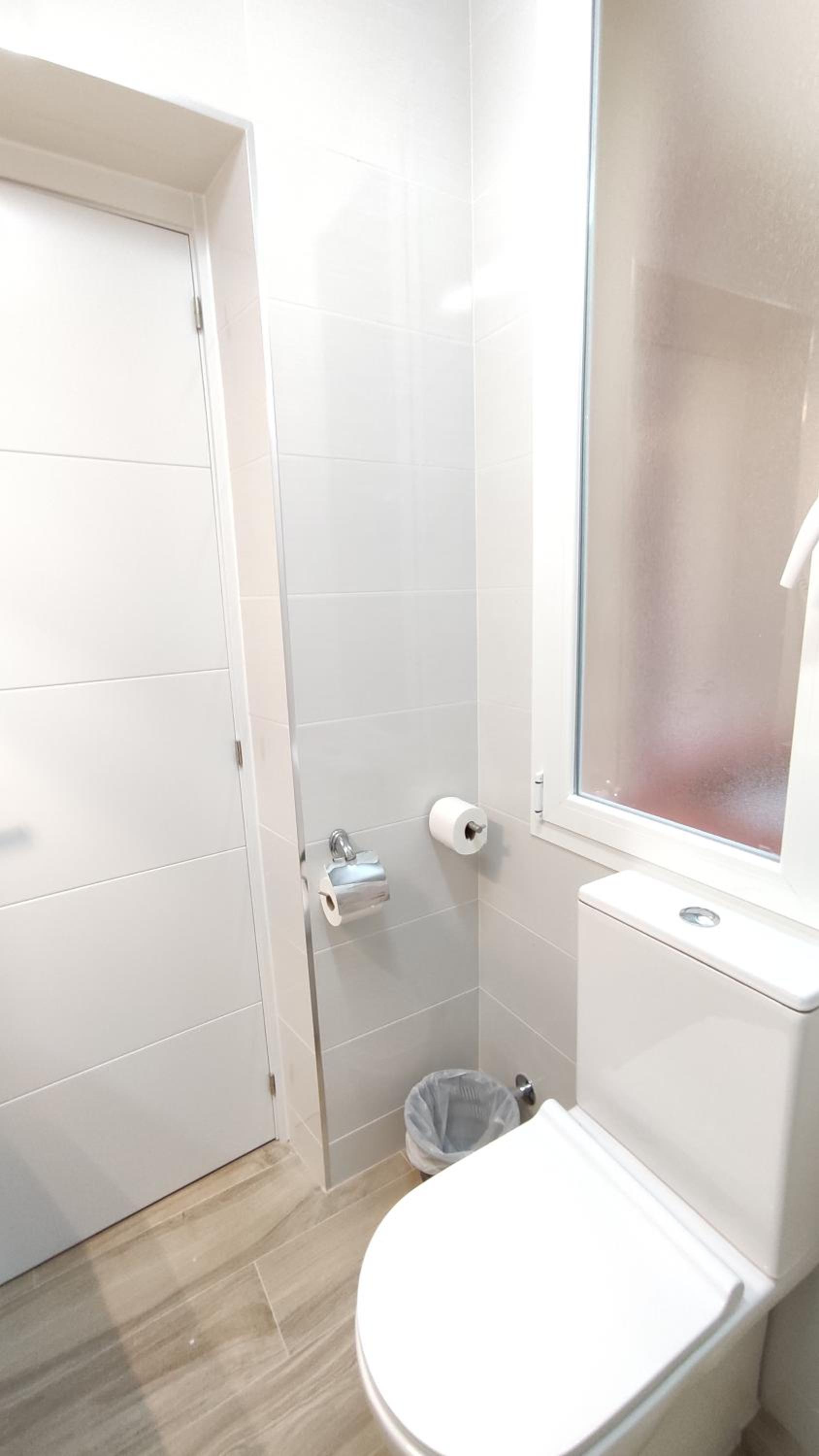 Double Room with Private Bathroom photo 2