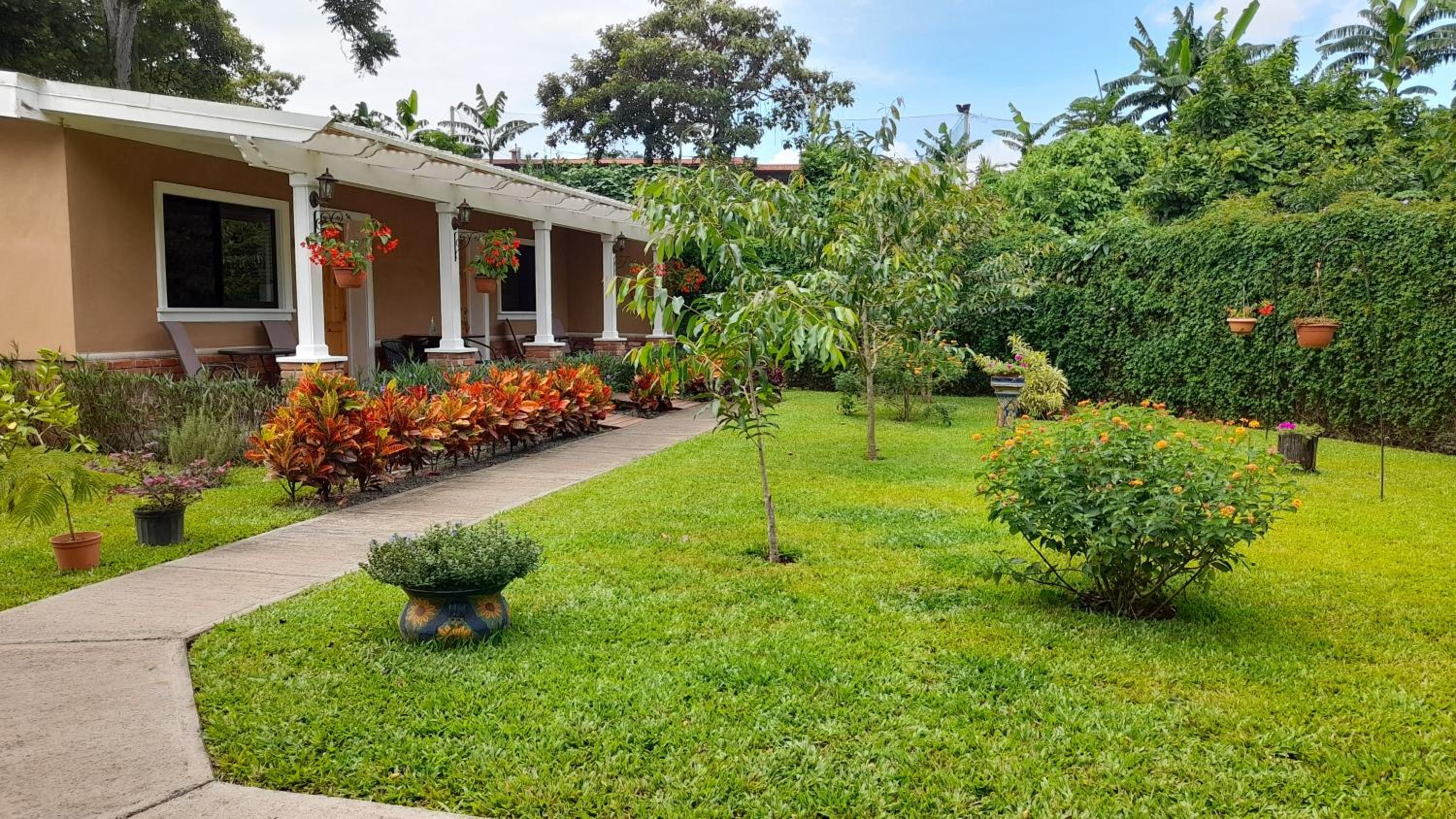 Twin Room with Garden View photo 2
