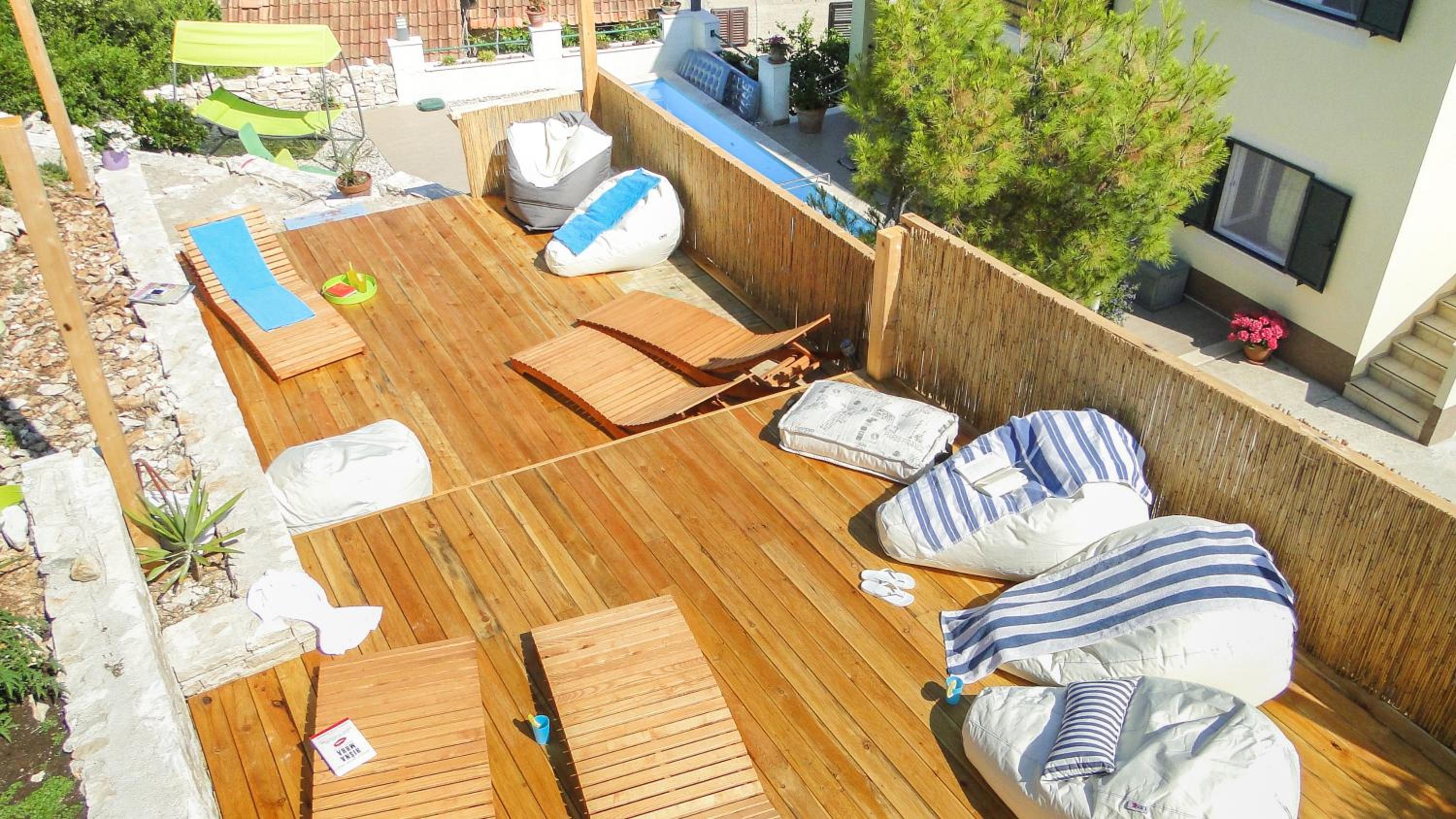 Two-Bedroom Apartment with Sofa Bed and Sea View - Photo 34