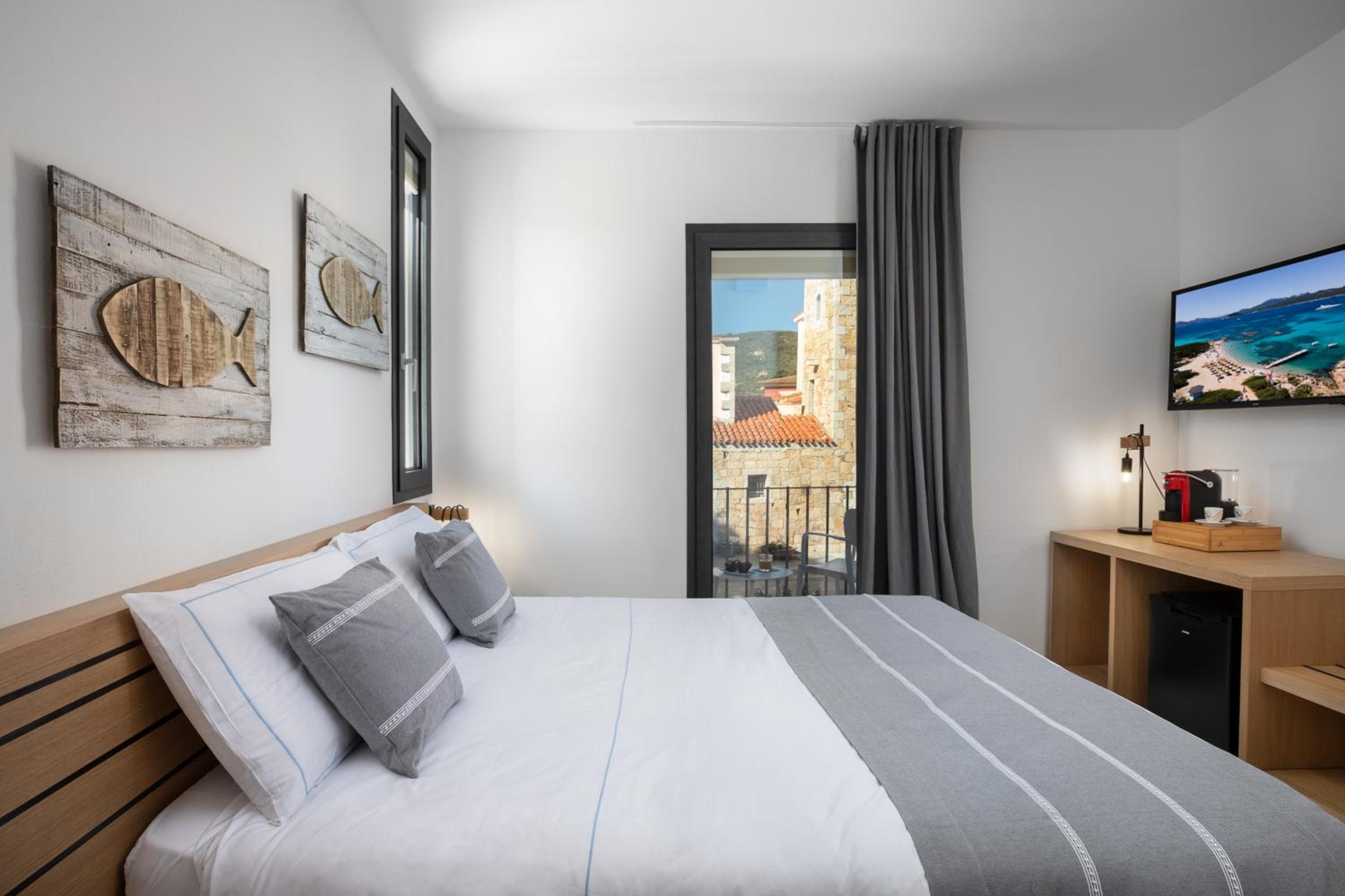 Deluxe Double or Twin Room photo 3