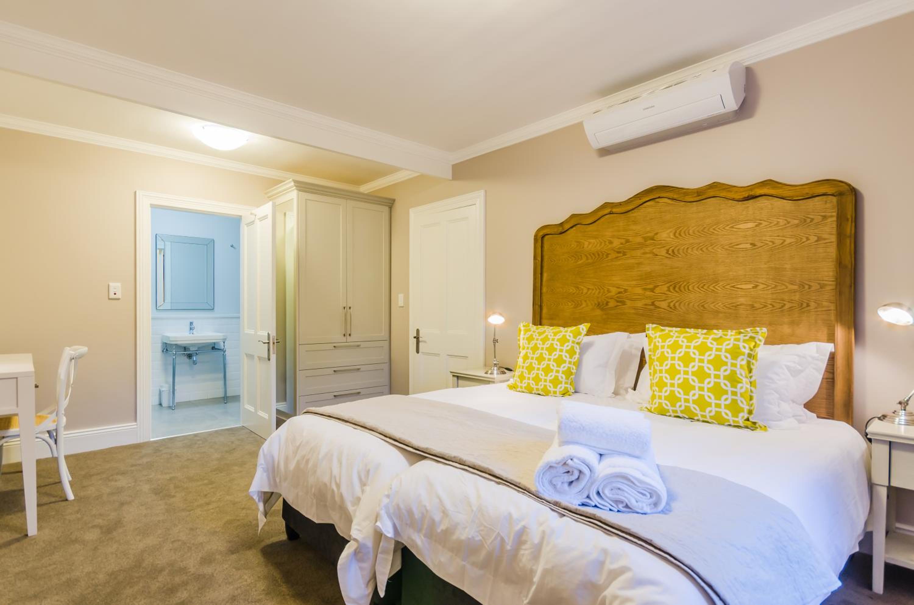 One Bedroom Apartment with Terrace