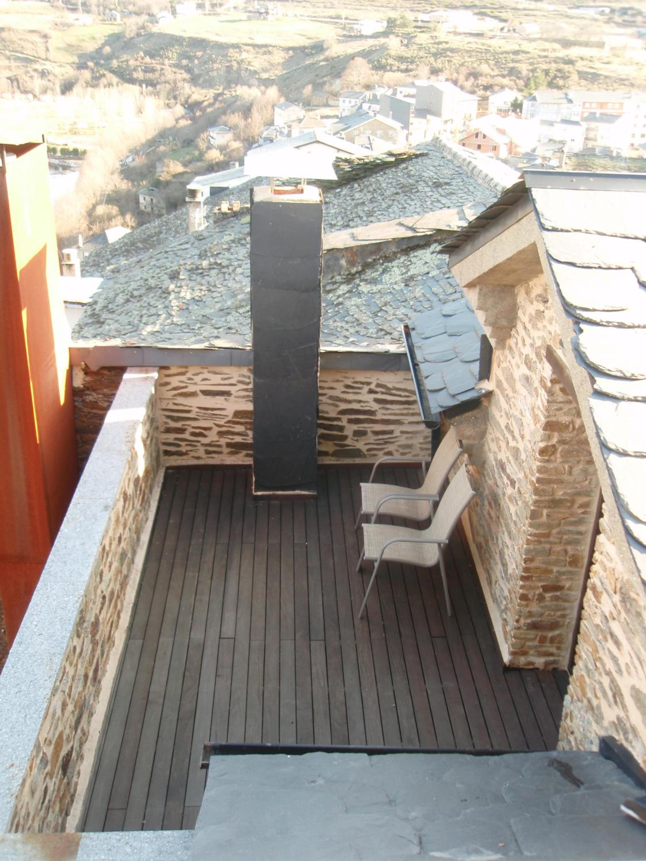 Suite with City View photo 2