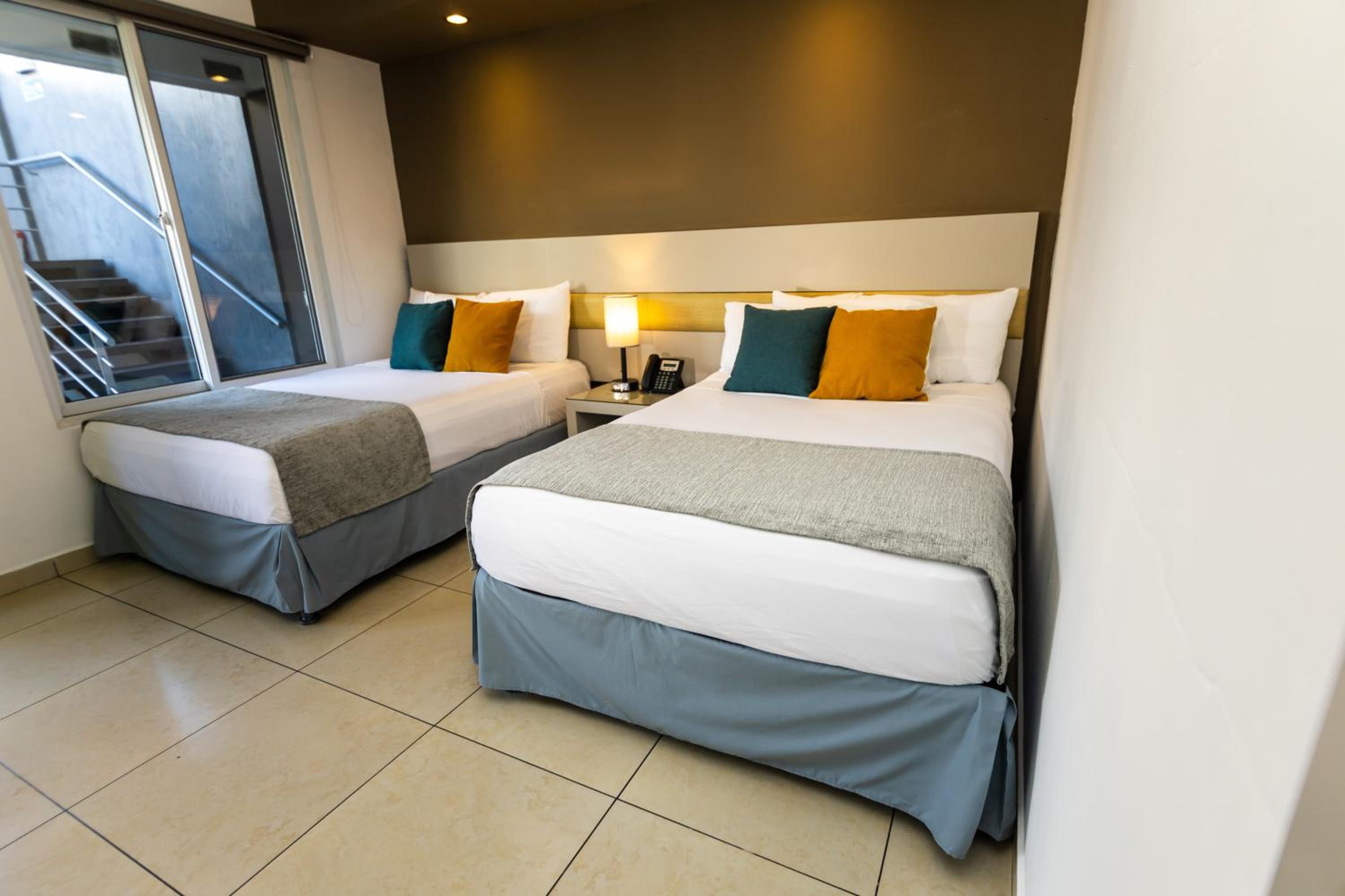 Double Room with Two Double Beds photo 2