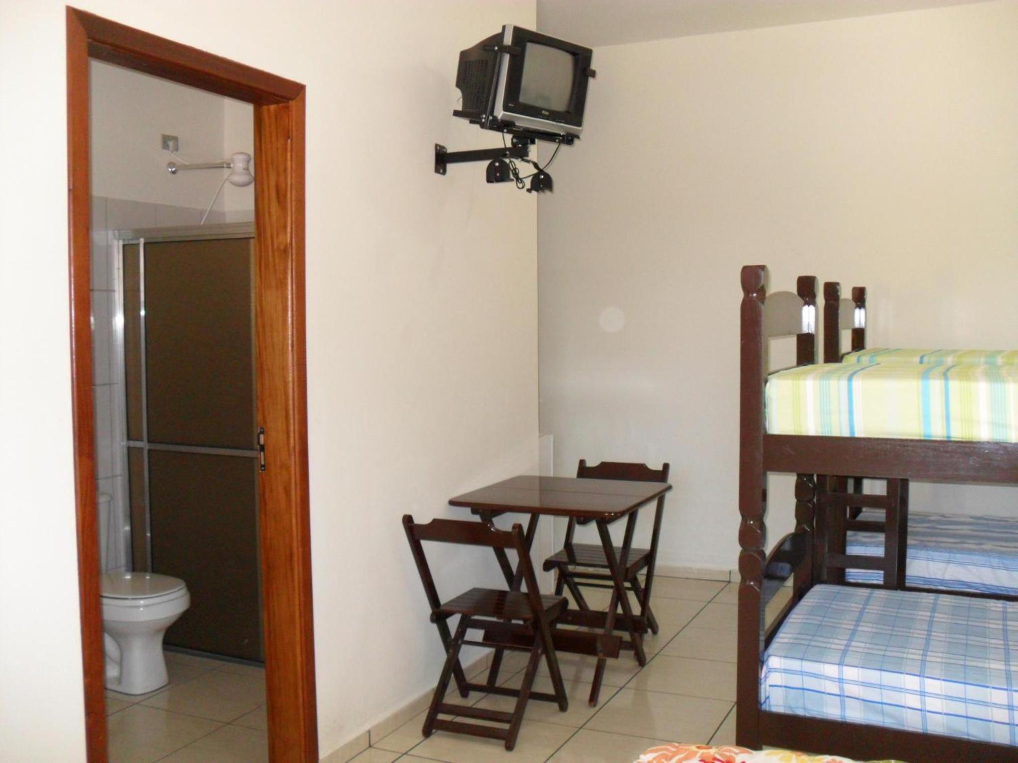 Superior Family Room - Photo 7