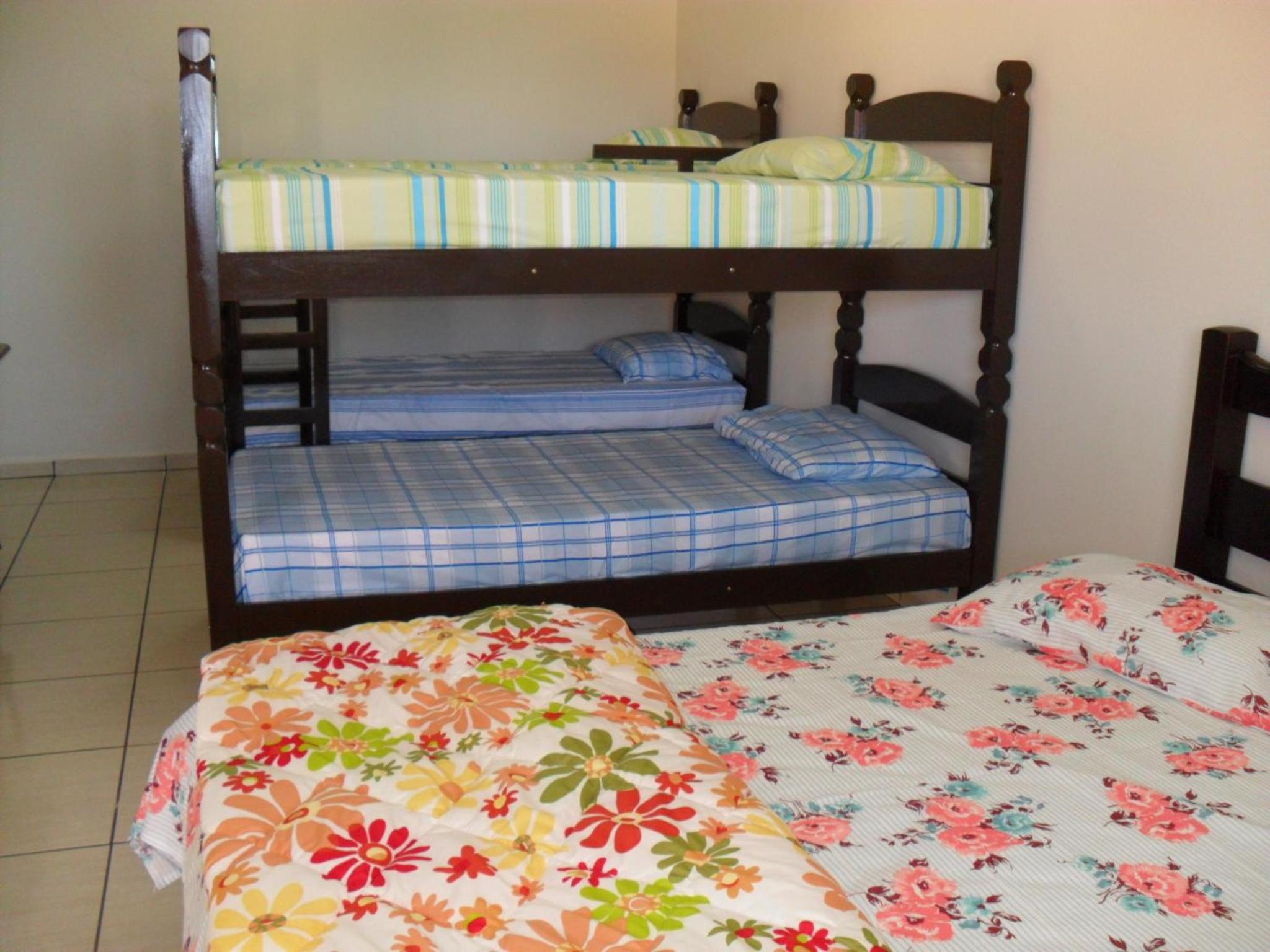 Superior Family Room - Photo 4