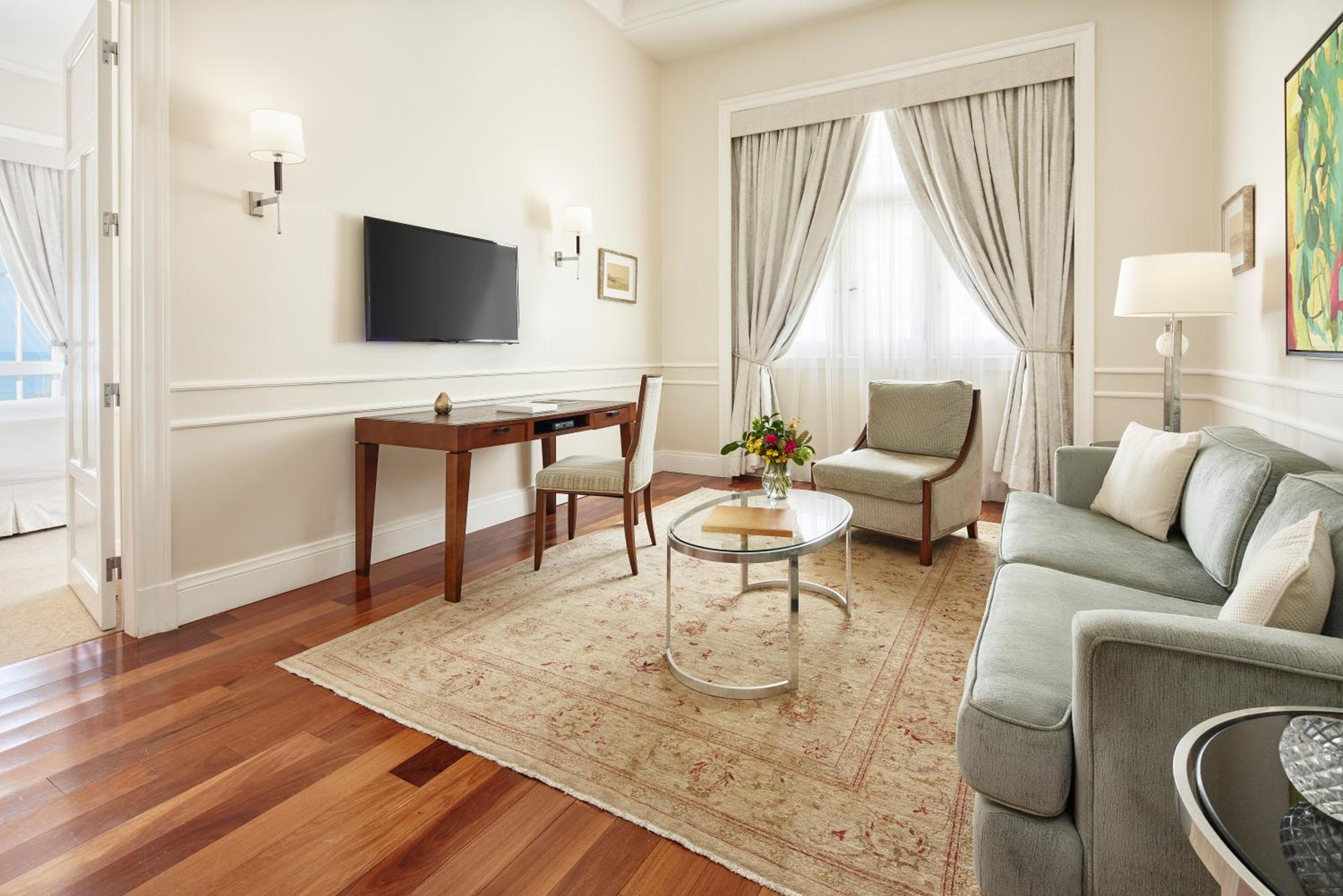 One Bedroom Ocean View Suite