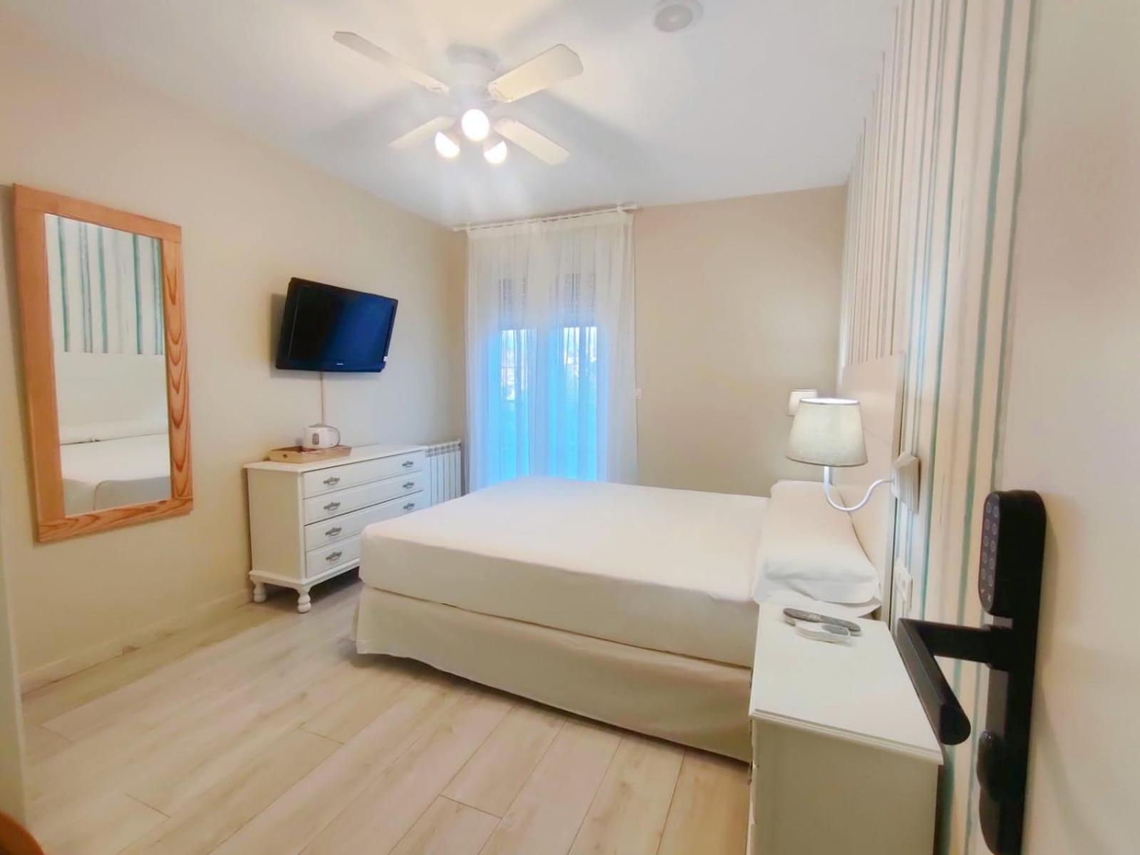 Habitación Doble Deluxe con Balcón