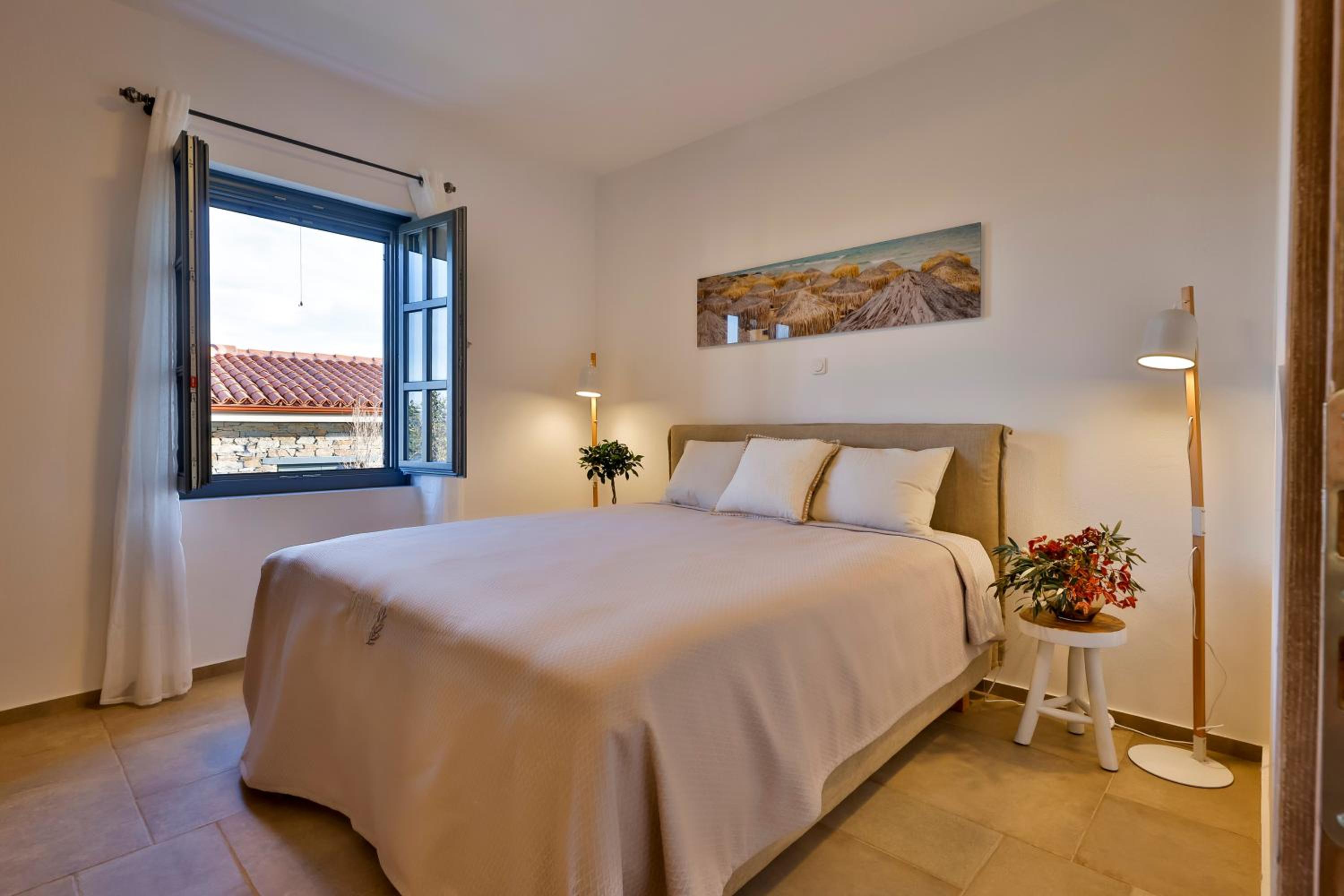Studio Apartment with Sea View