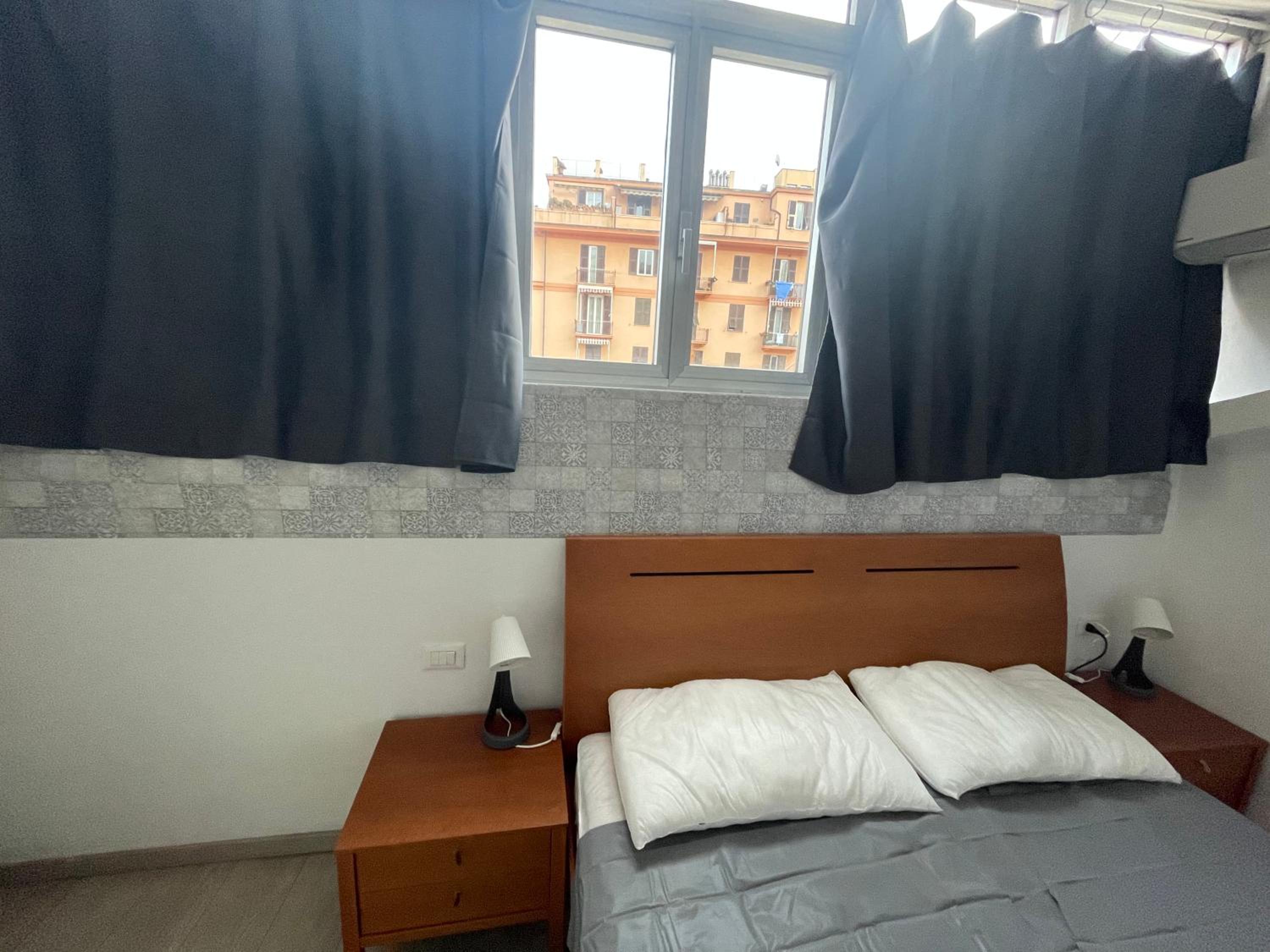 One-Bedroom Apartment With City View