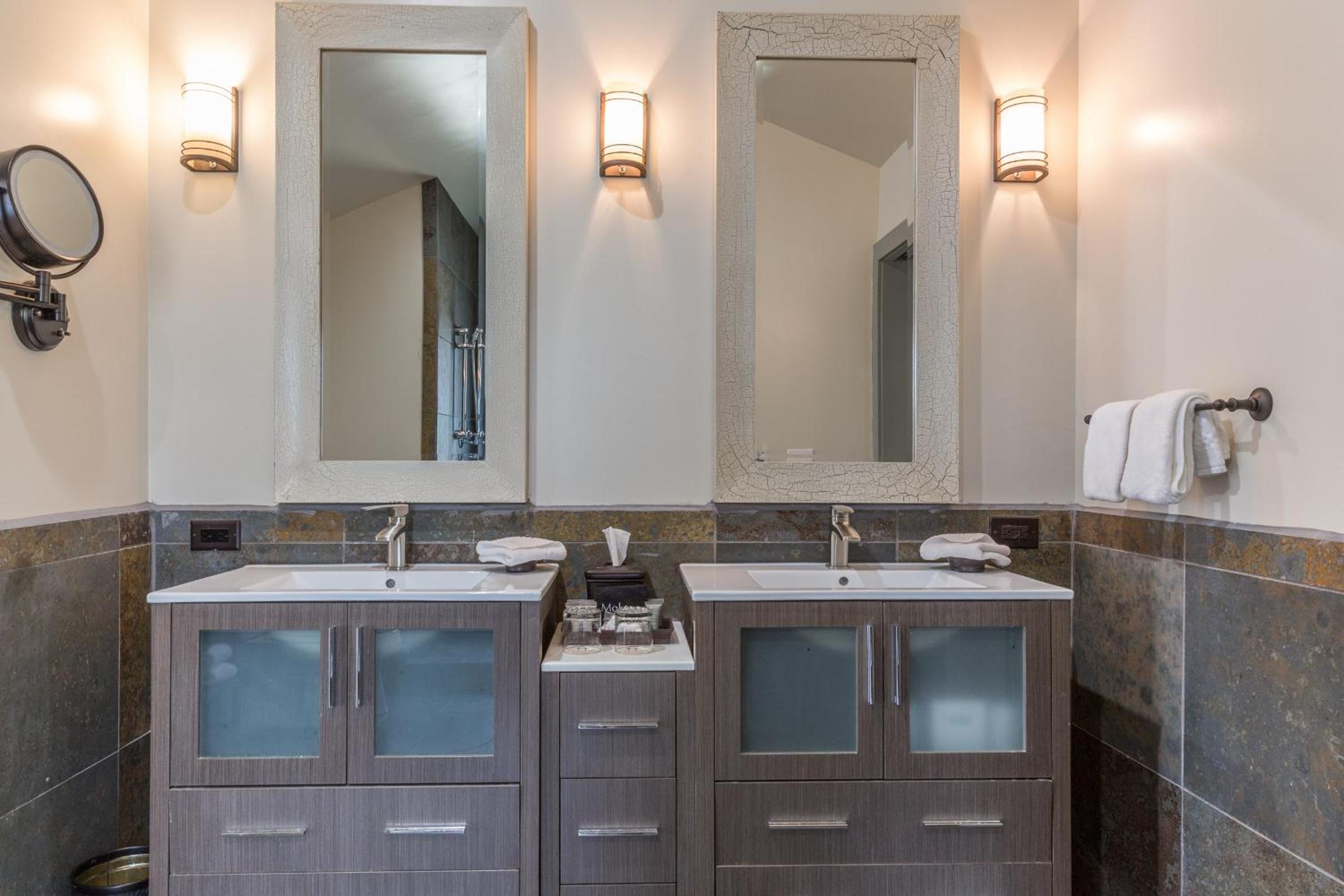 Two Bedroom Suite - Photo 3