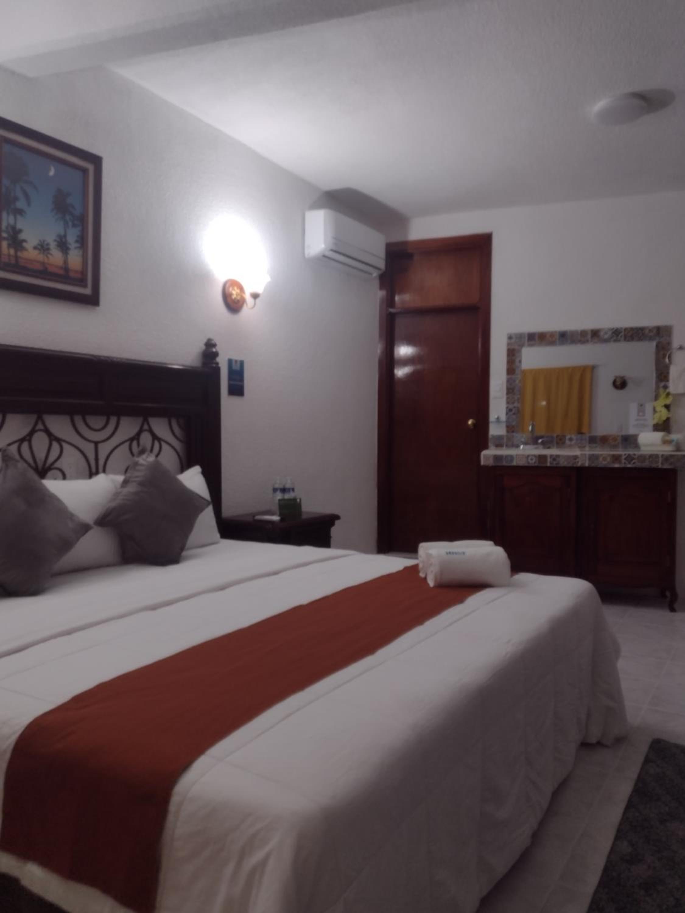 Superior King Room photo 2