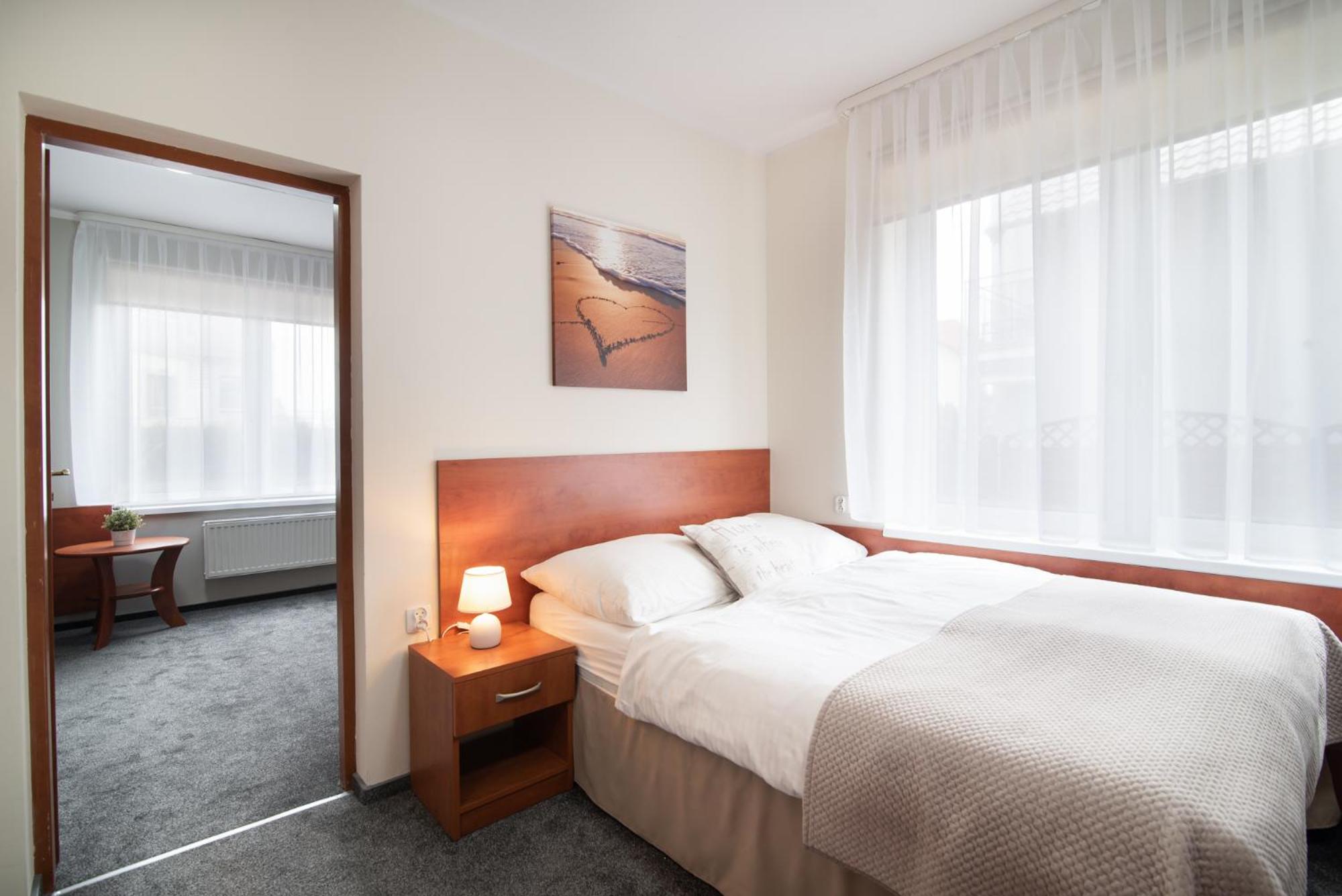 Studio Apartment photo 3