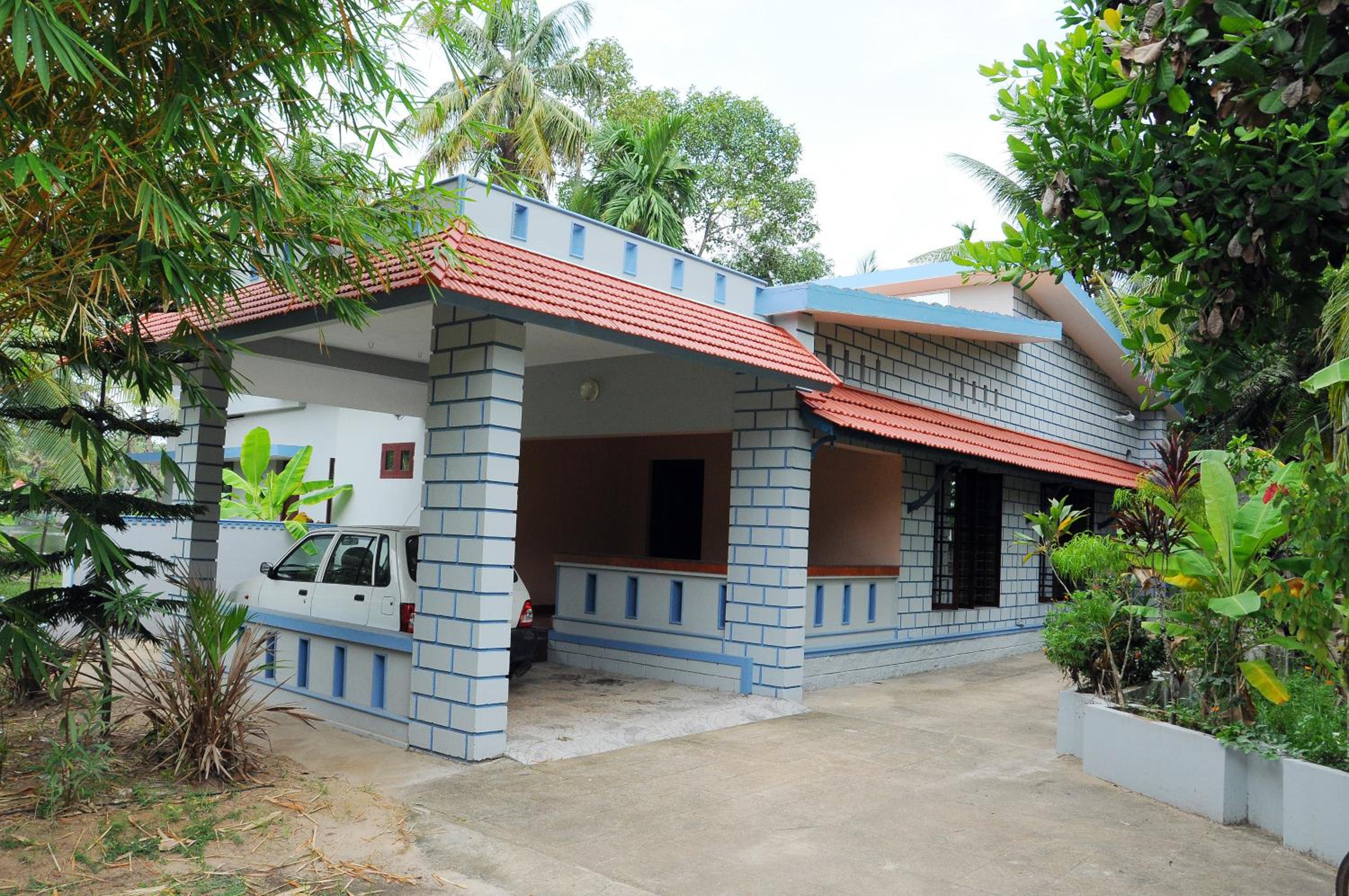 Two-Bedroom House - Photo 34