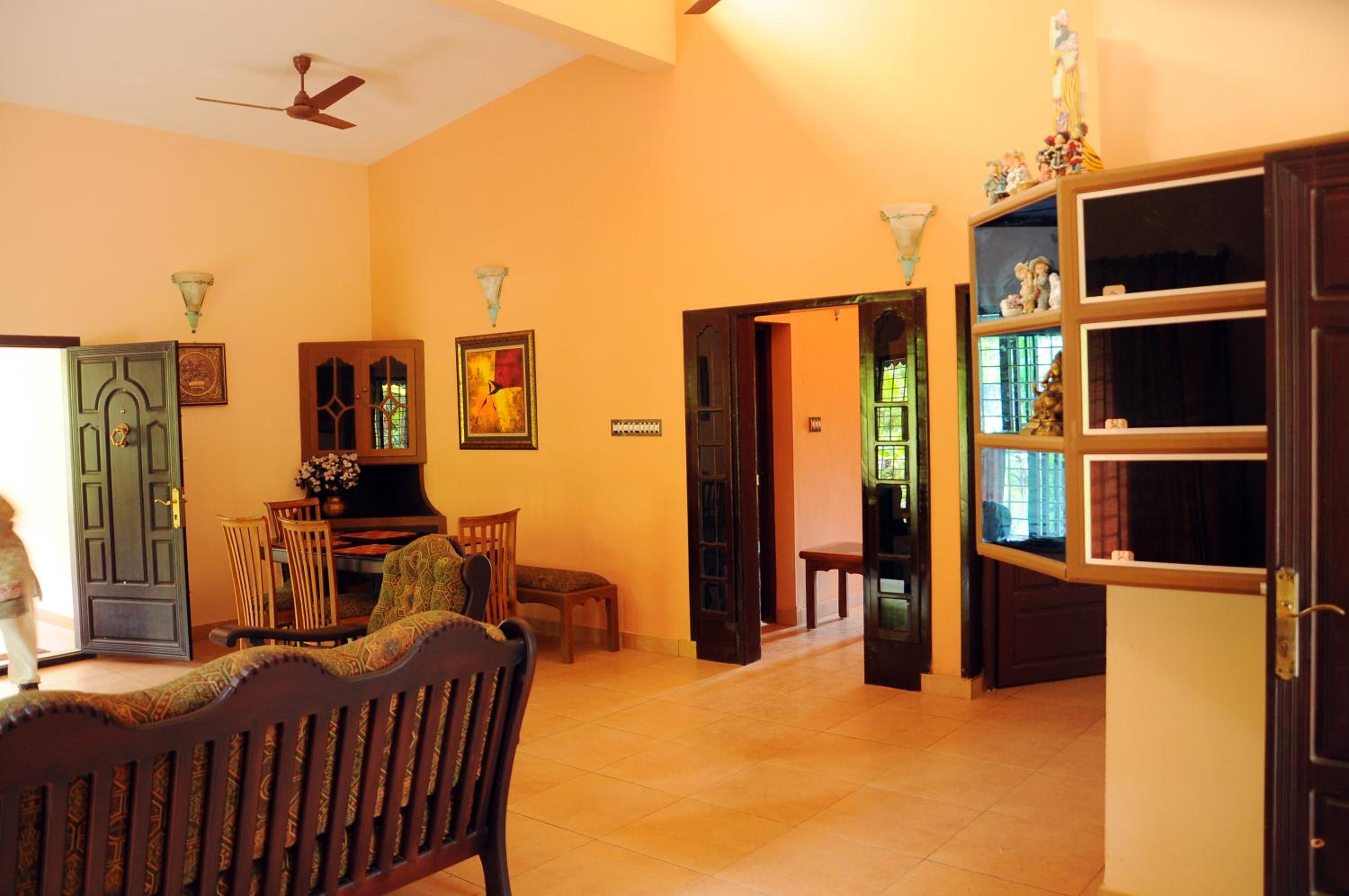 Two-Bedroom House - Photo 32