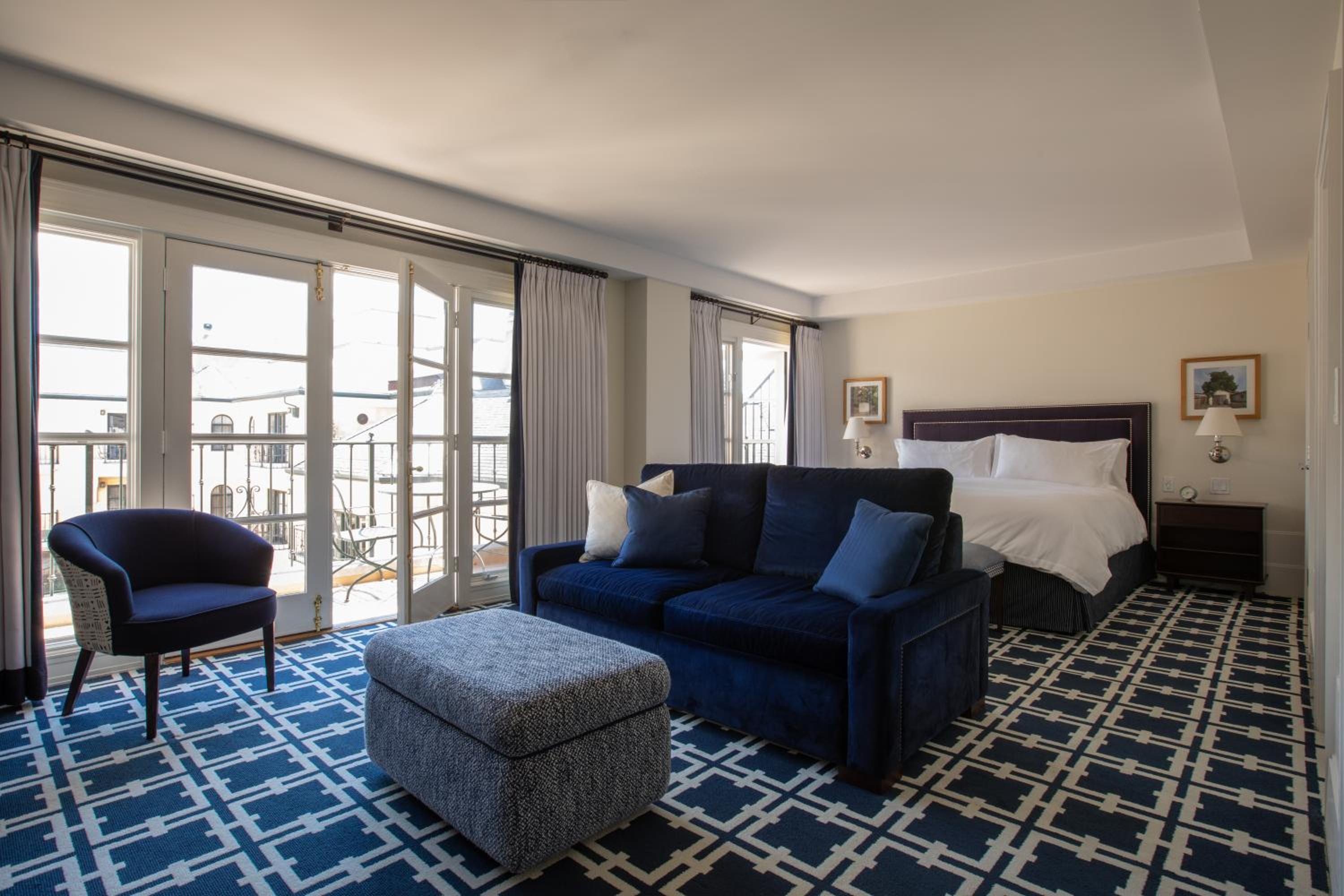 Deluxe King Suite - Photo 1