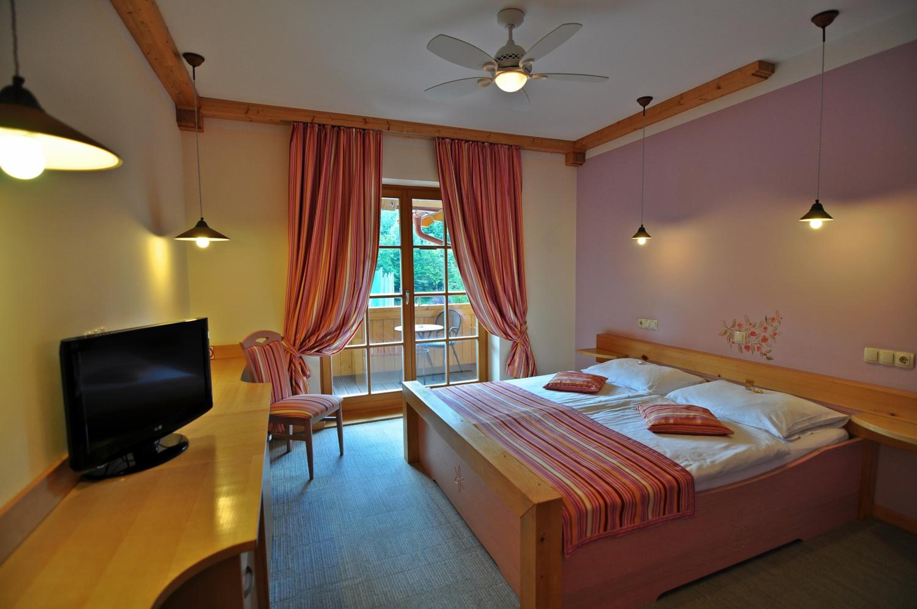 Premium Double Room photo 2
