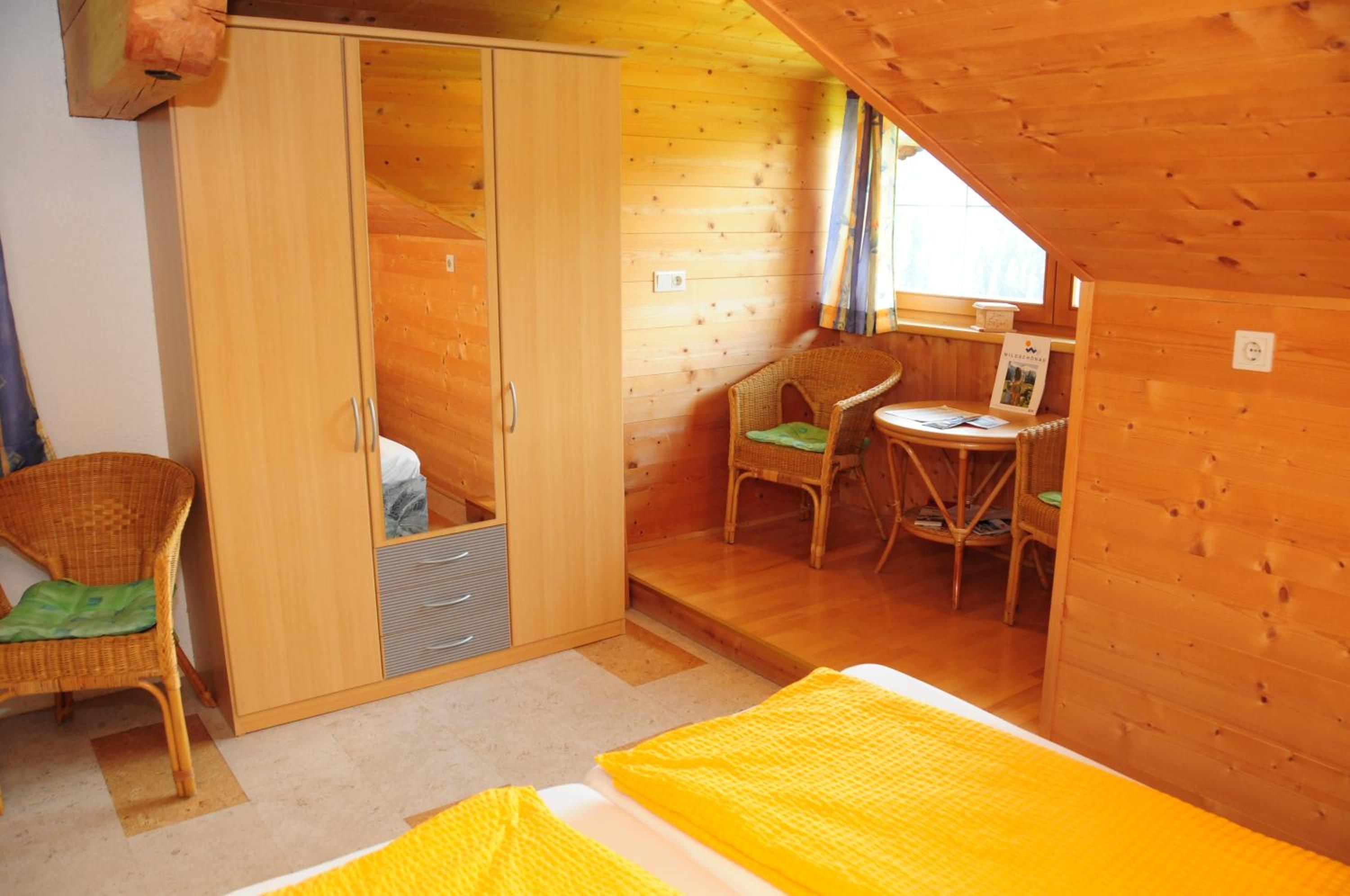 Studio Apartment with Balcony photo 1