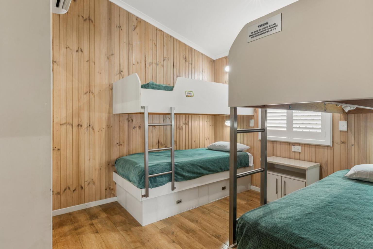 Three-Bedroom Villa photo 2