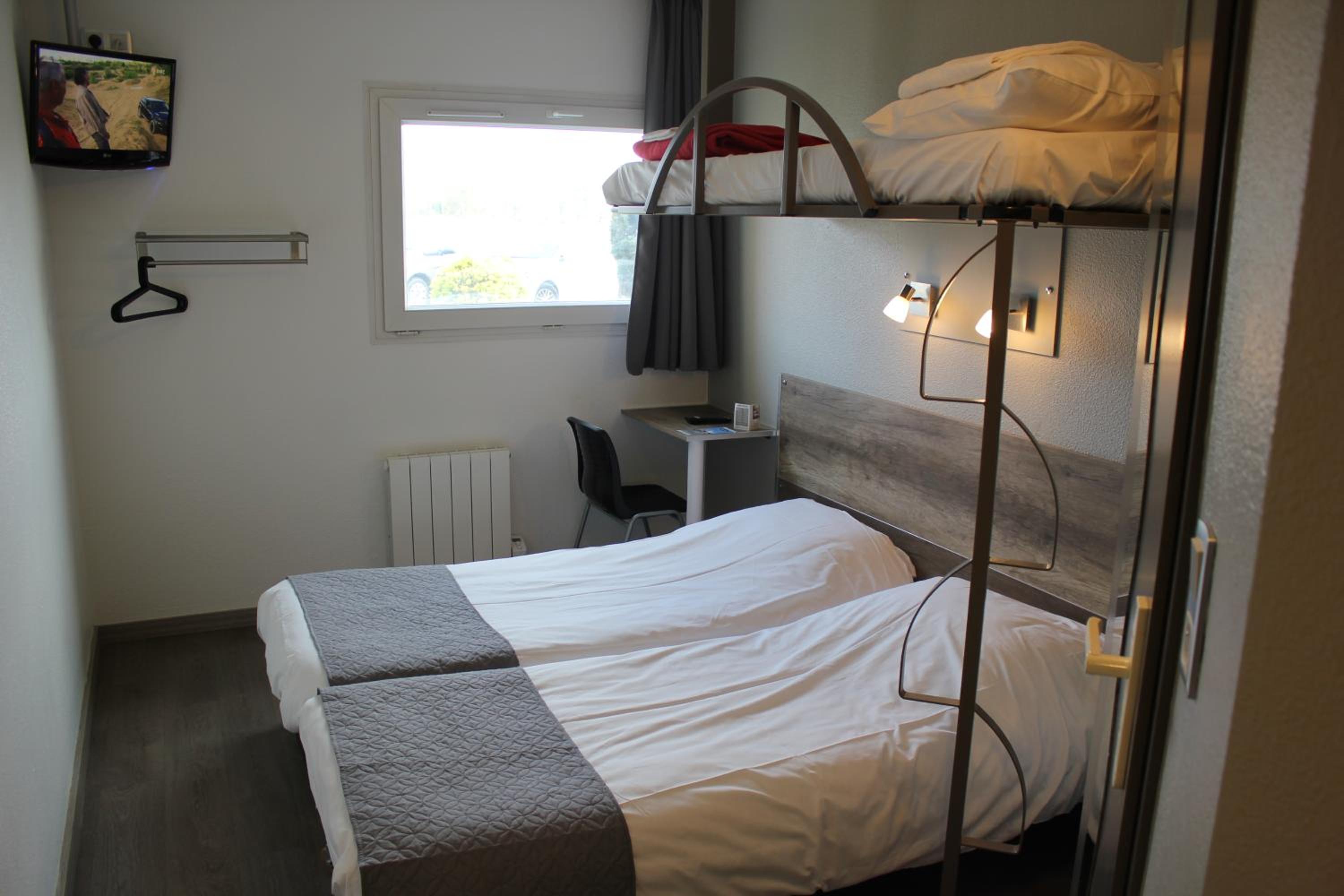 Classic Triple Room photo 3