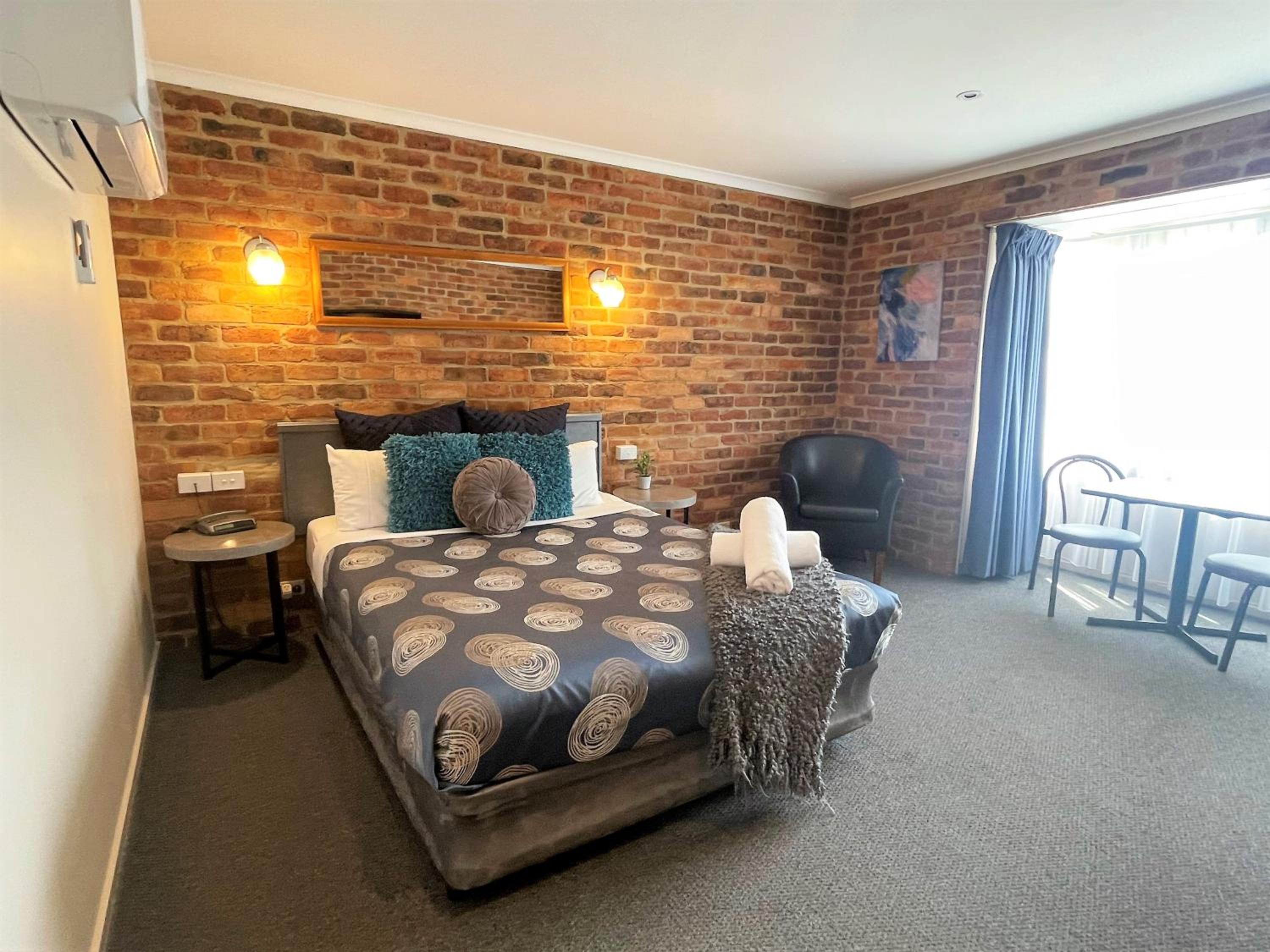 Suite with Spa Bath