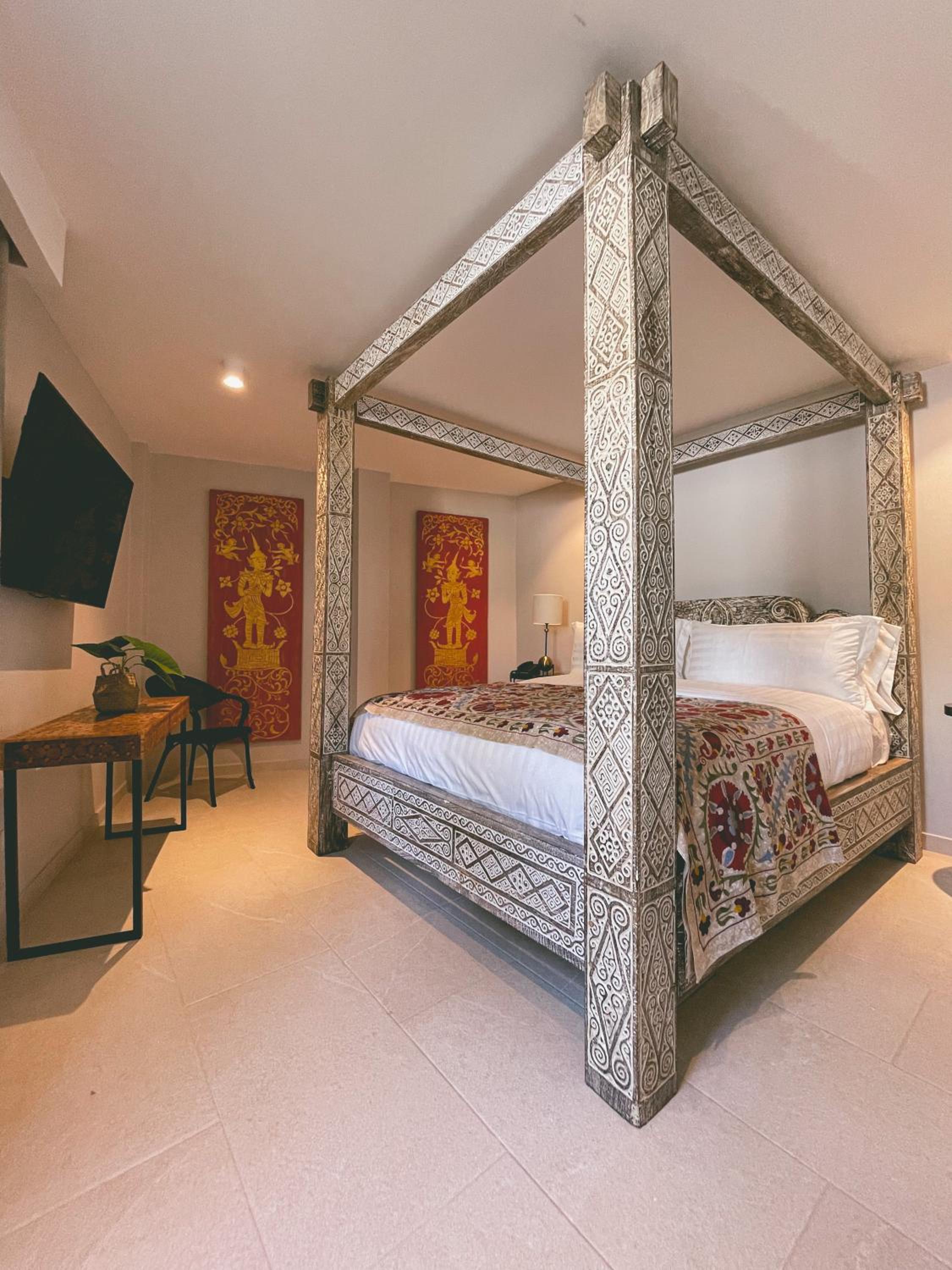 Suite - Photo 2