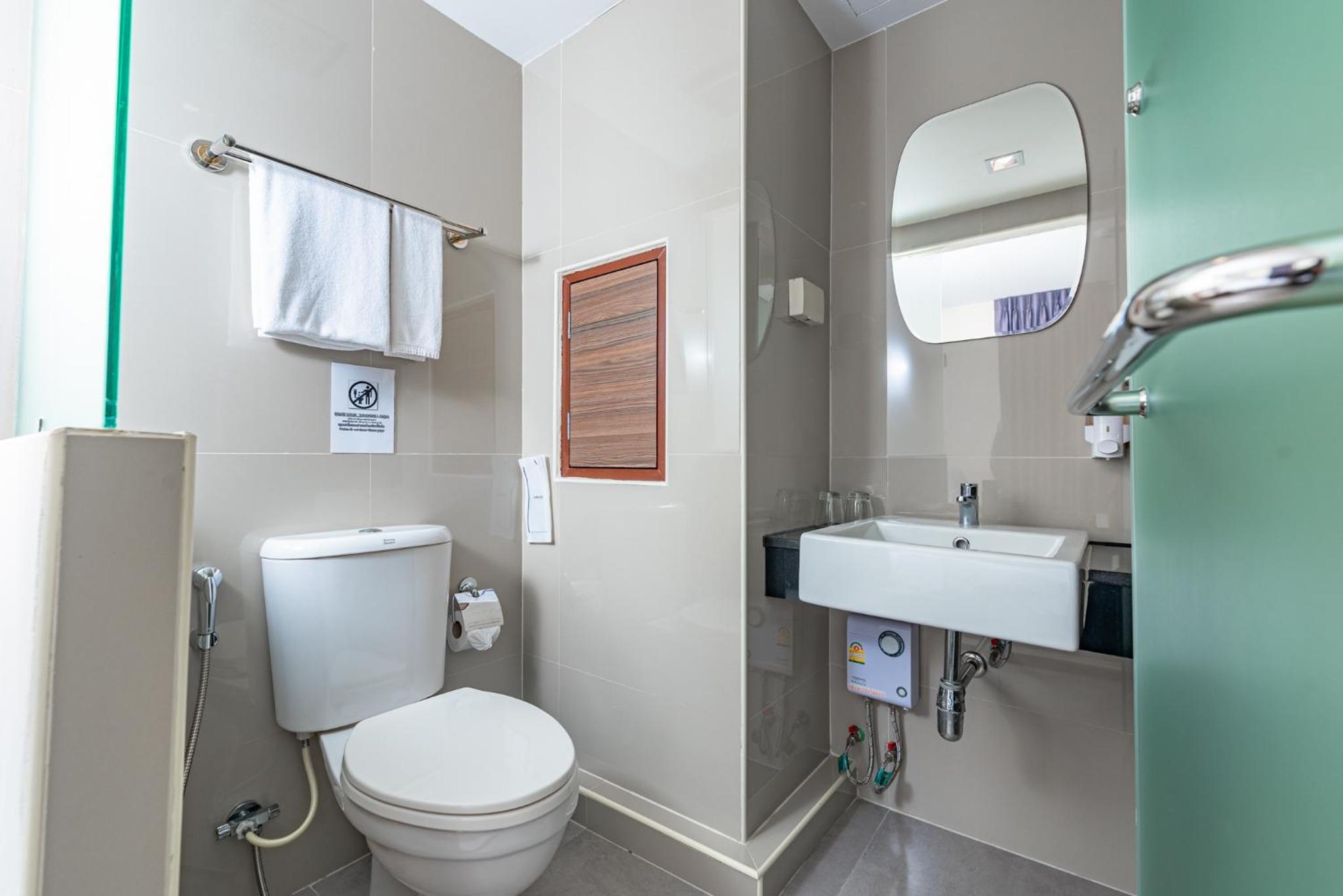Single Room with Balcony photo 3