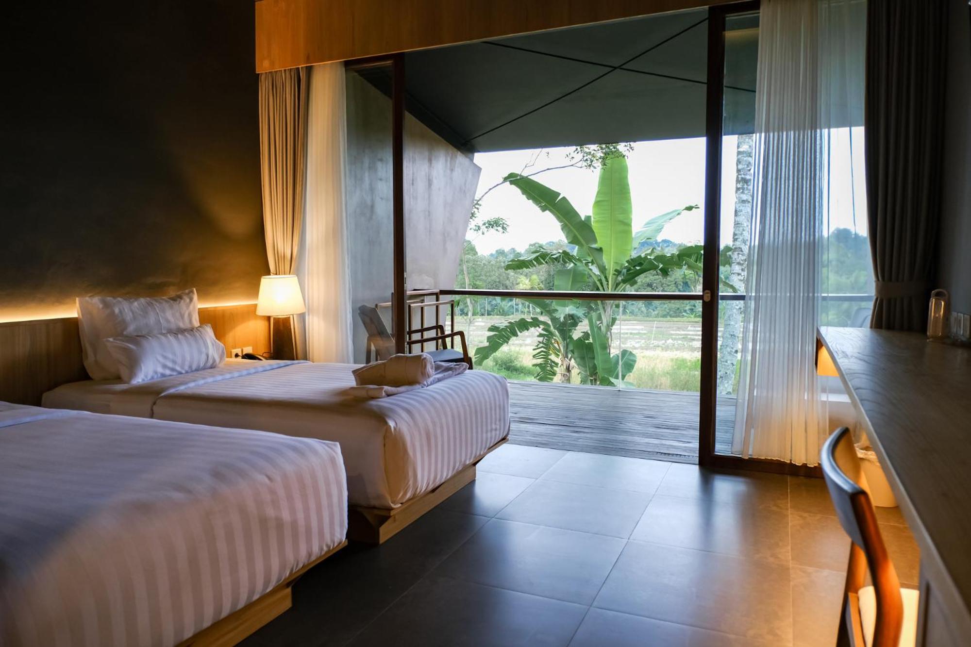 Deluxe Twin Room - Photo 1