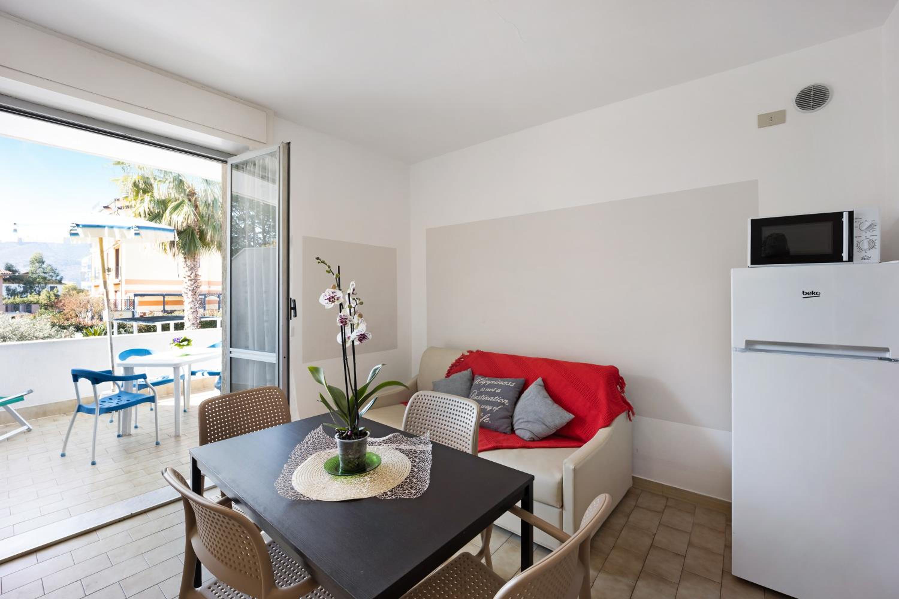 Superior One-Bedroom Apartment