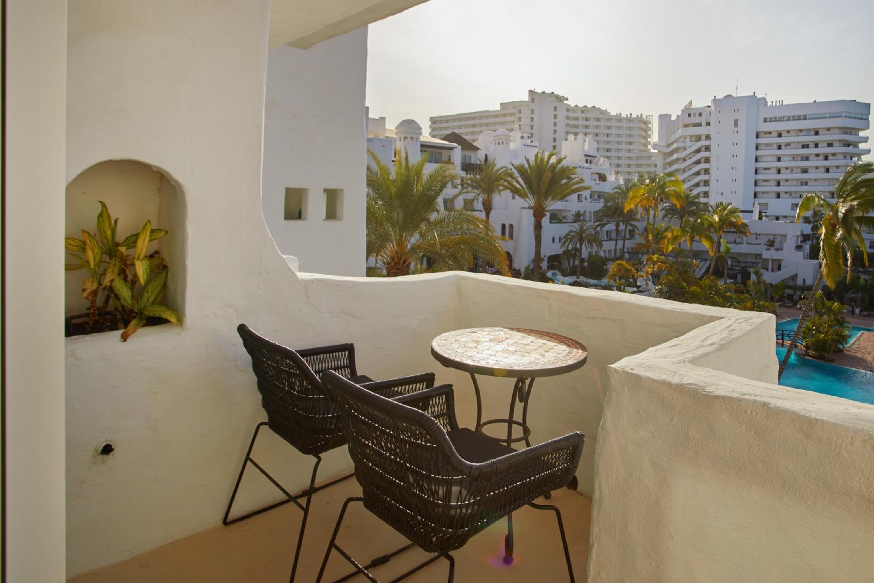 Double Room with Ocean View - Photo 4
