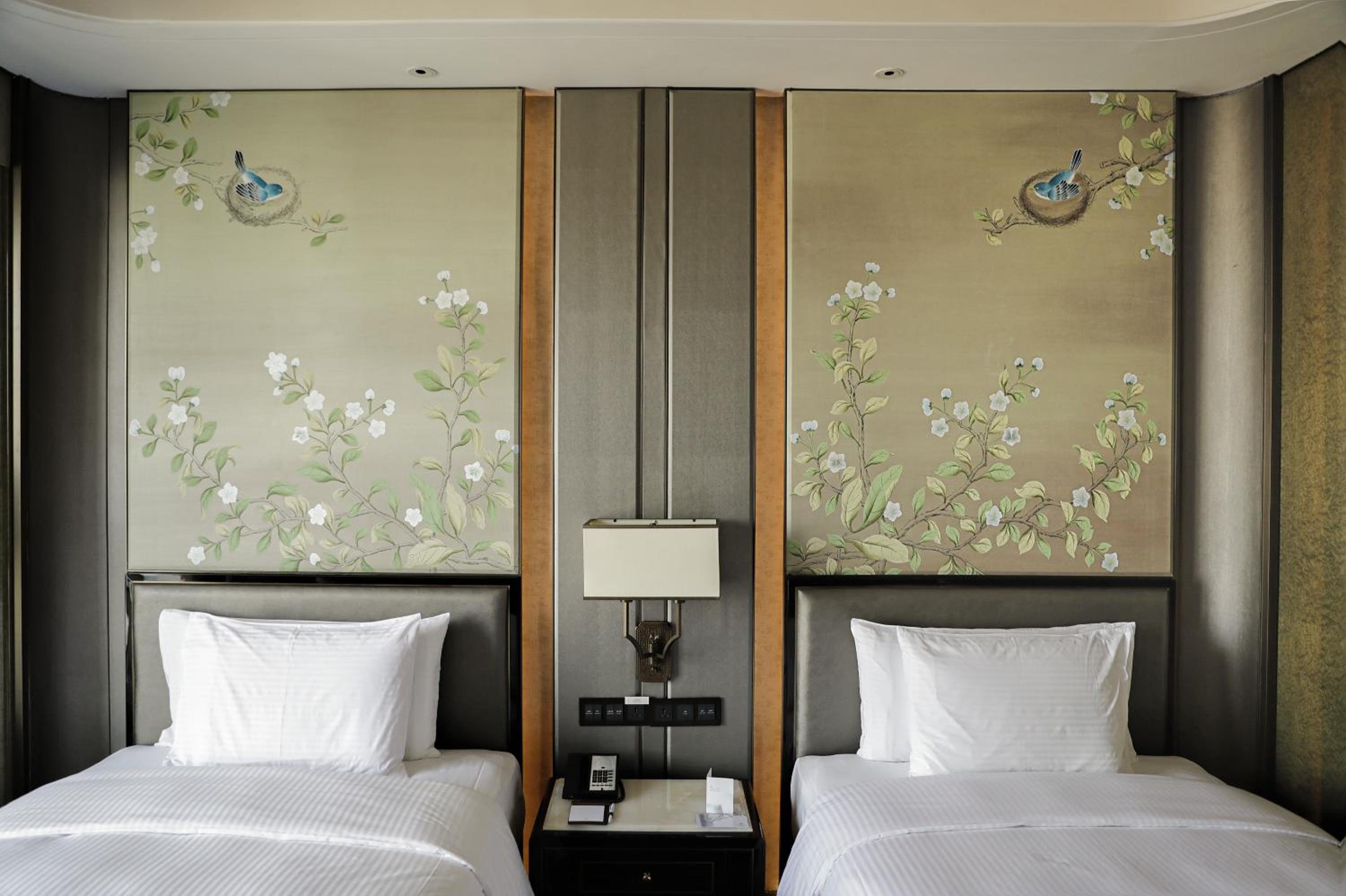 Twin Room with Bath