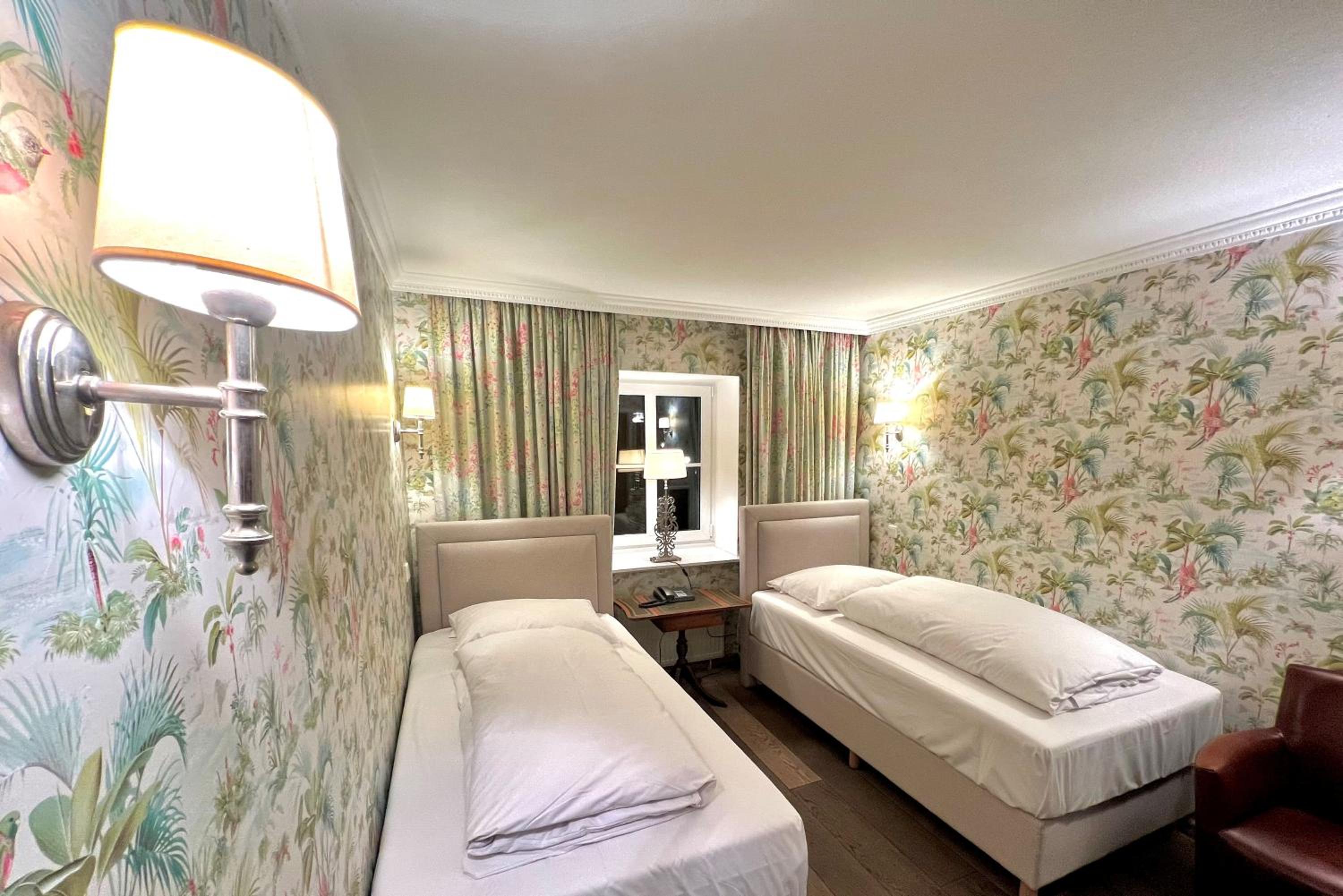 Classic Double Room - Photo 3
