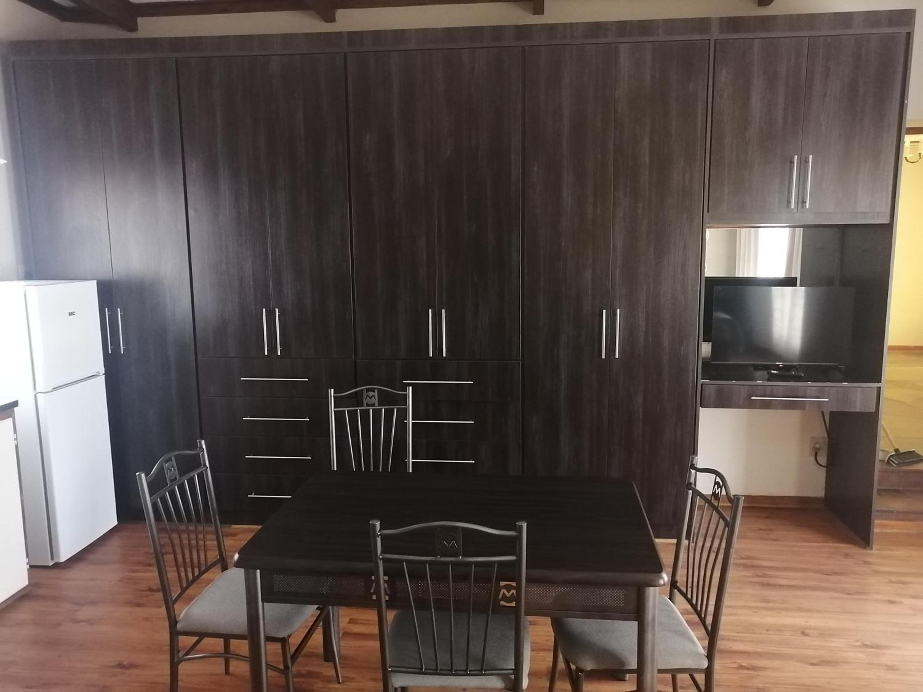 Business King Room - Photo 10