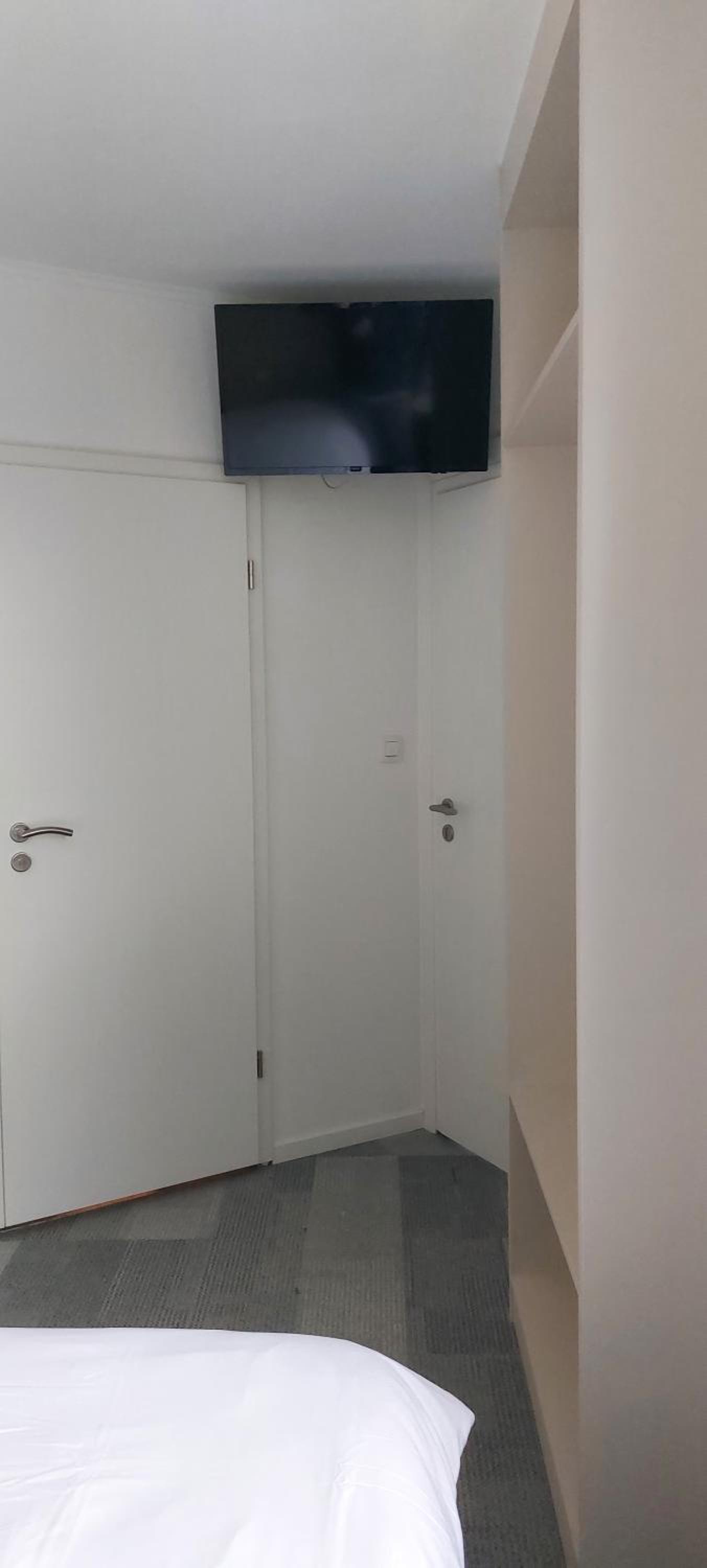 Double Room with Private Bathroom - Photo 3