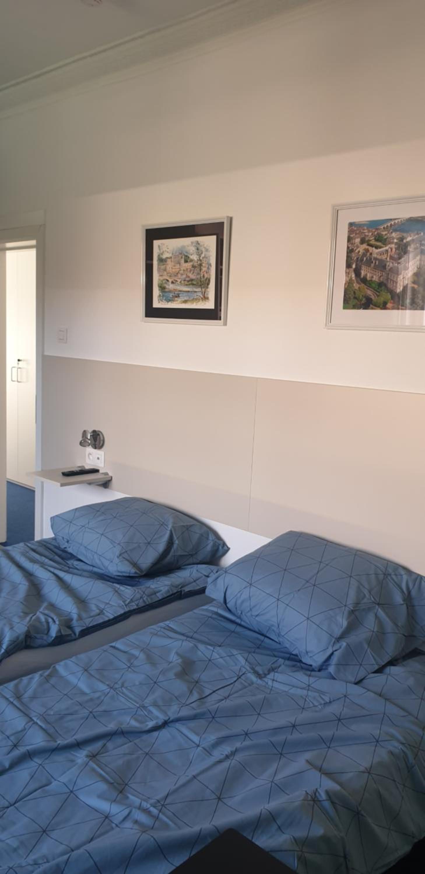 Triple Room with Bathroom - Photo 11