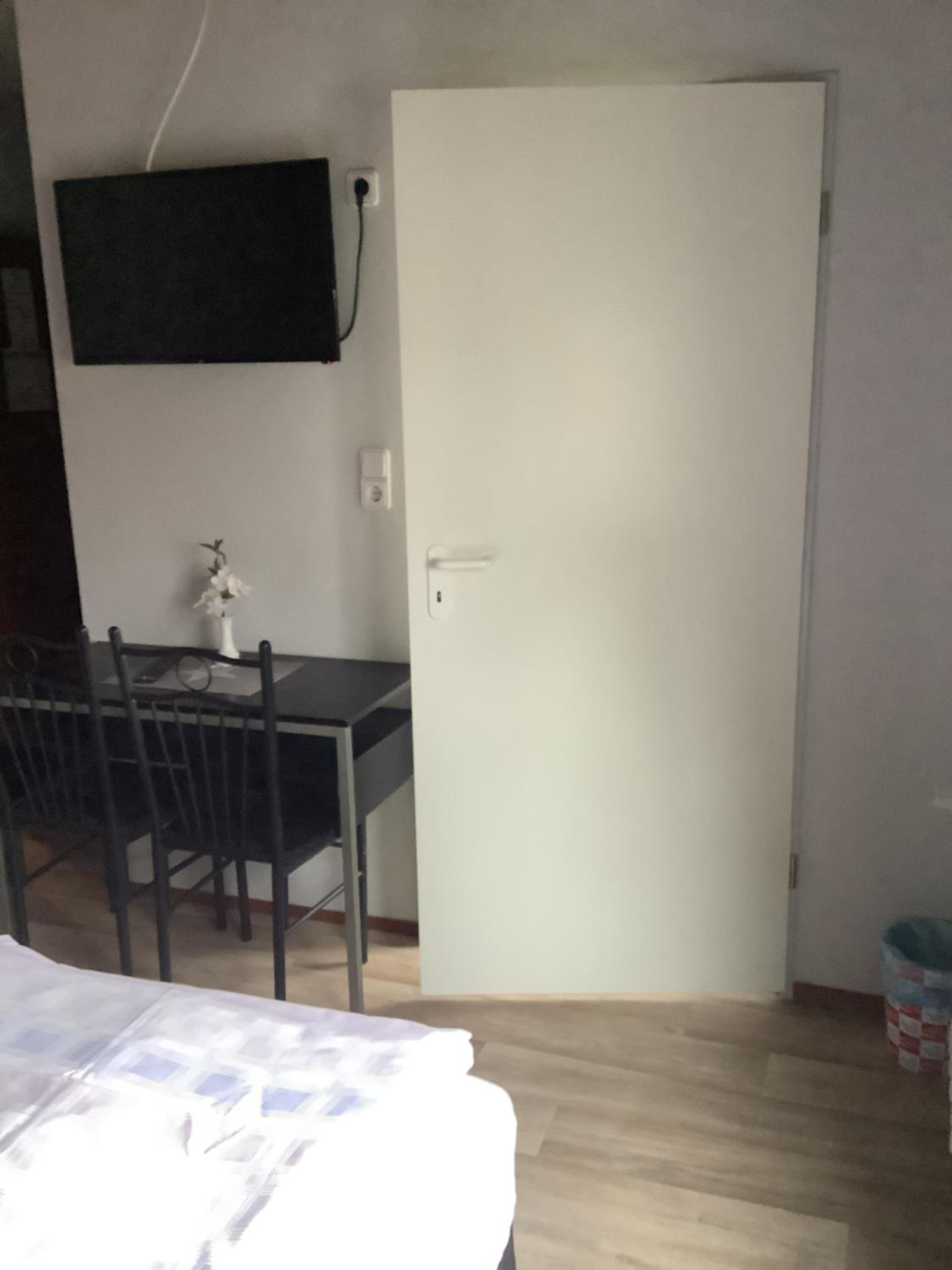Double Room - Photo 1