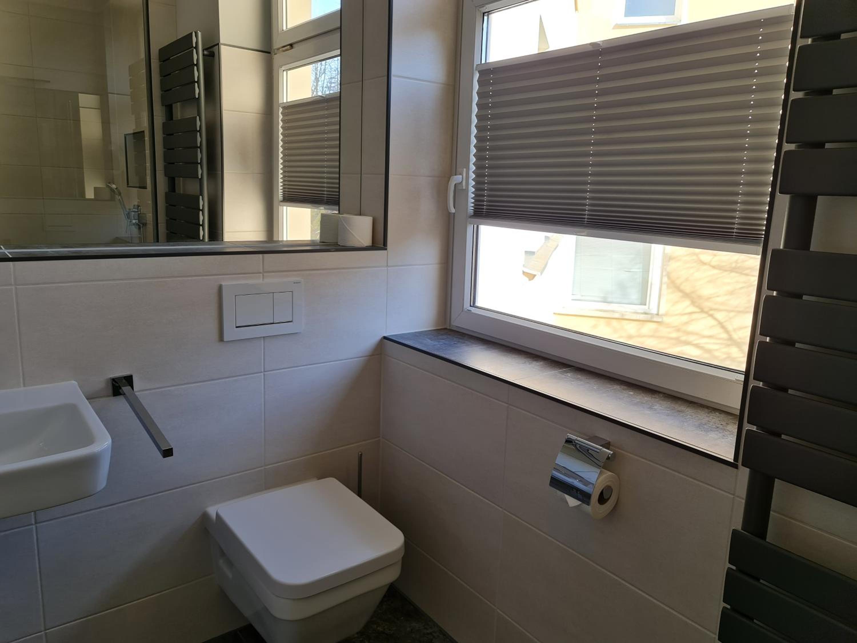 Double Room with Private Bathroom - Photo 3