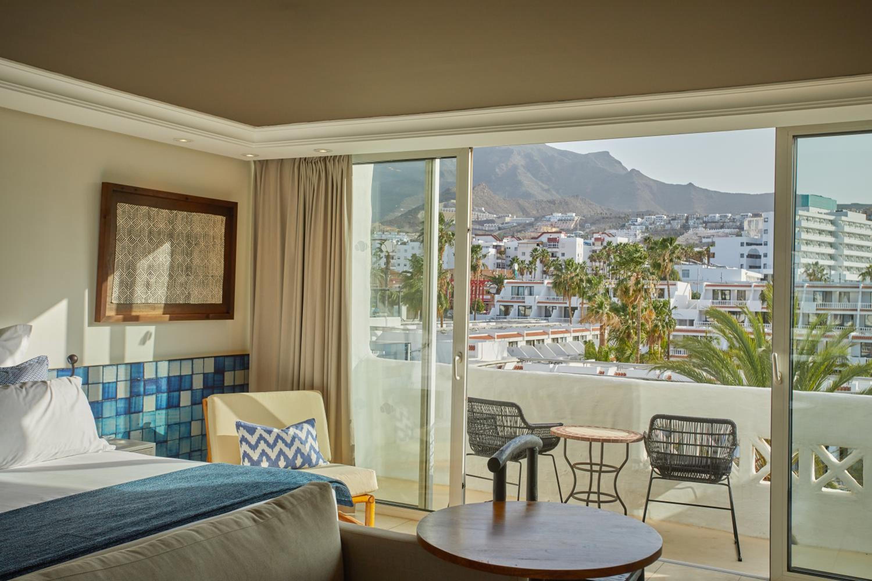 Preferred Club Junior Suite - Photo 2