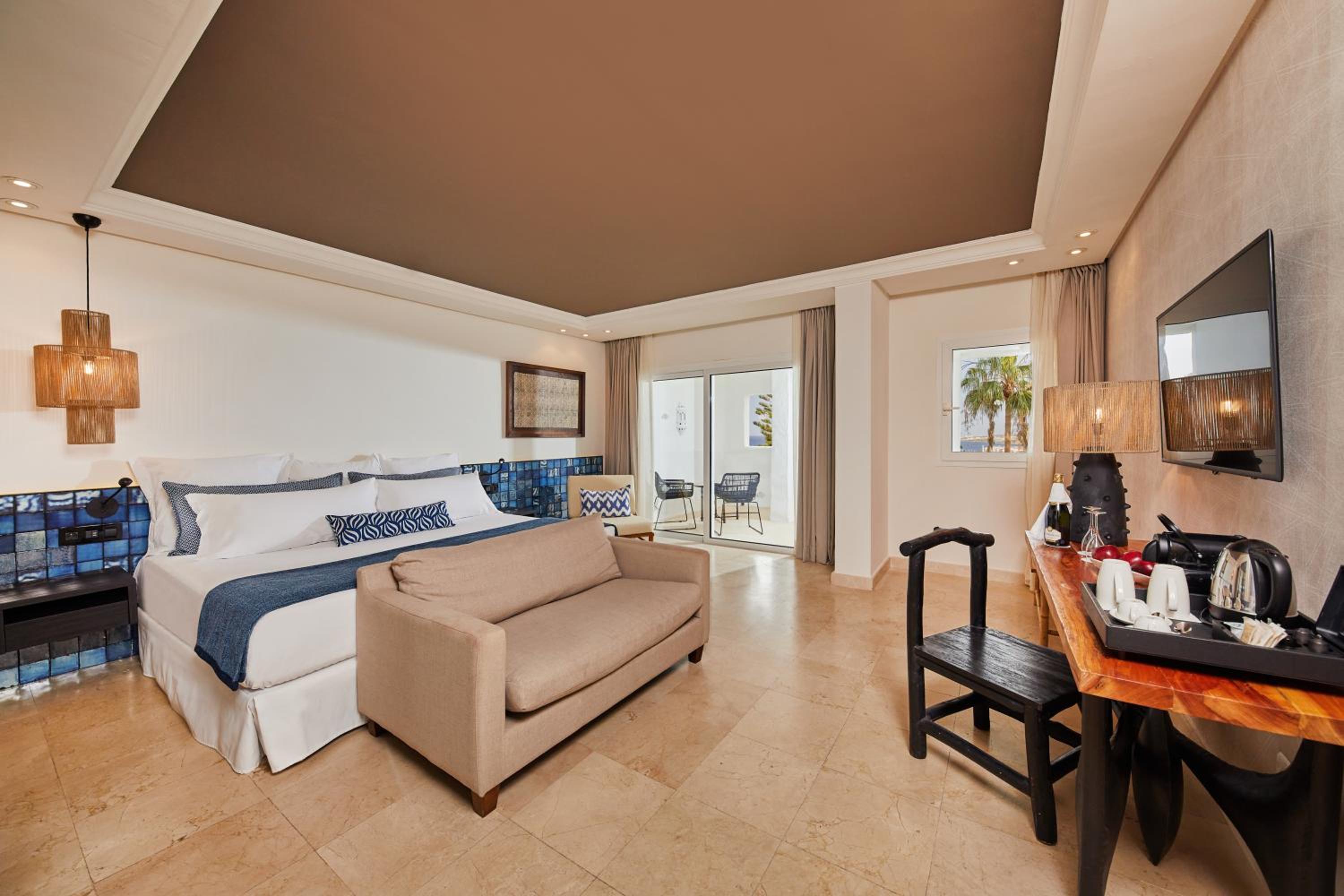 Preferred Club - Junior Suite with Ocean View  - Photo 1