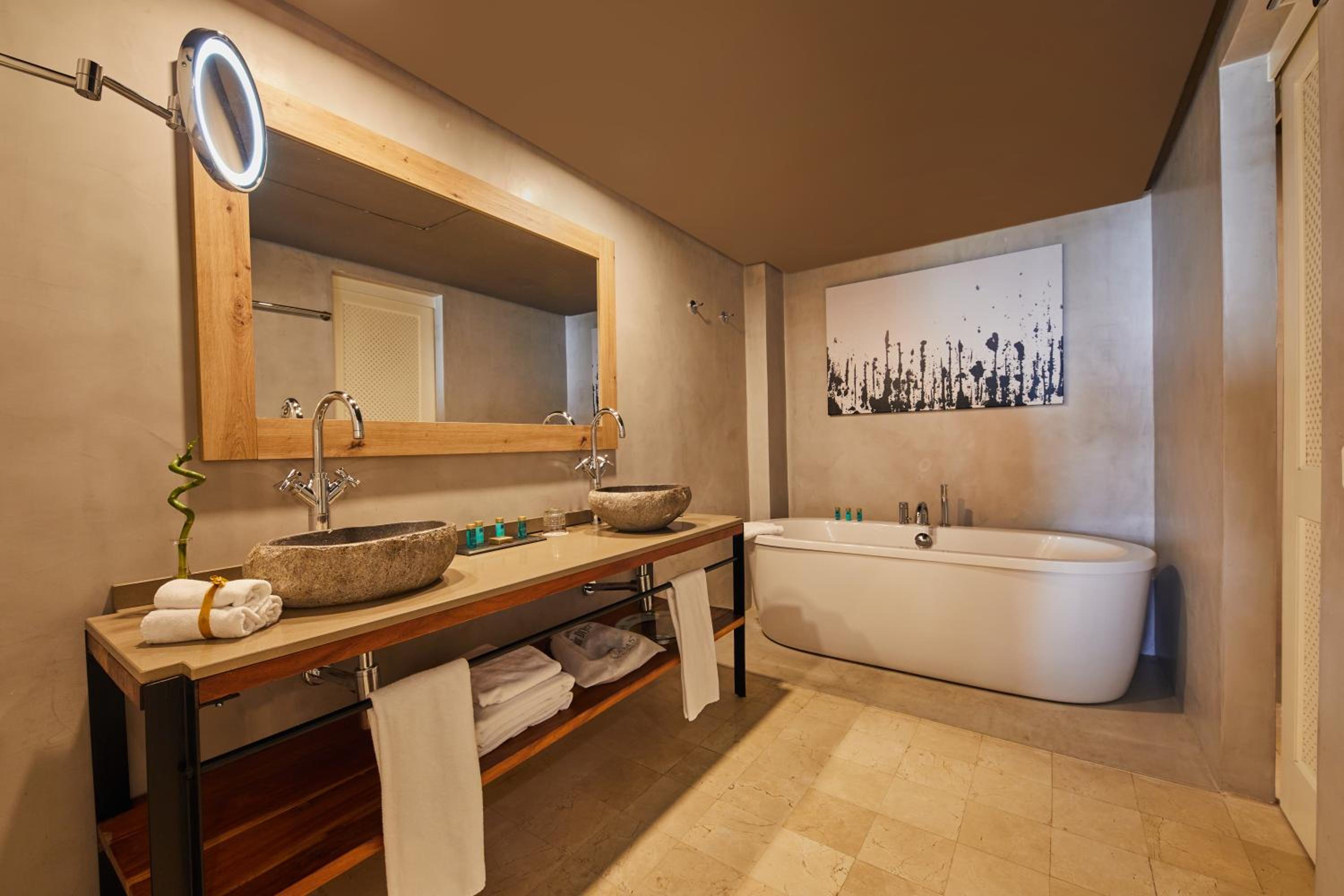 Preferred Club - Junior Suite with Ocean View  - Photo 2