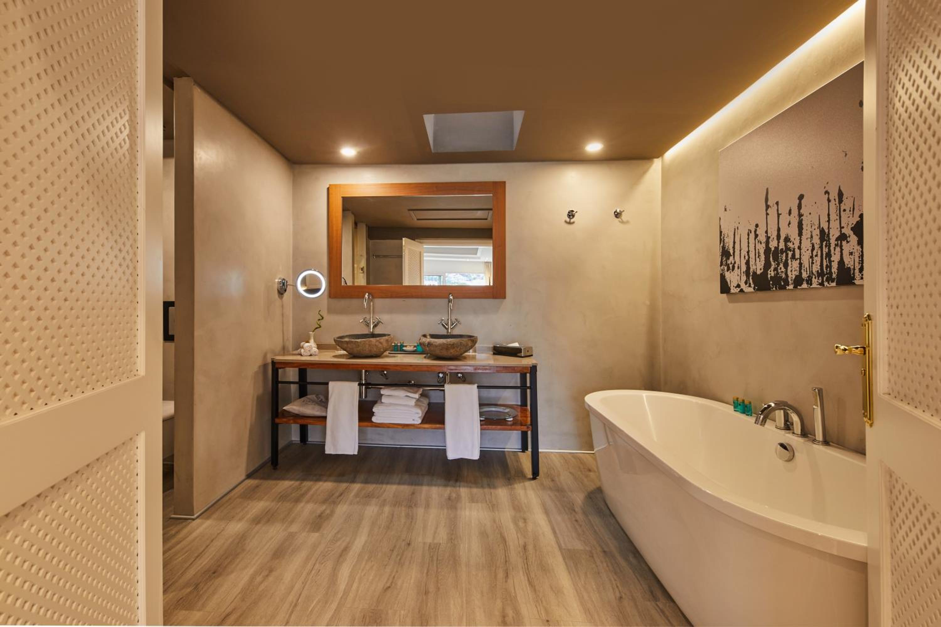 Preferred Club Suite - Photo 4