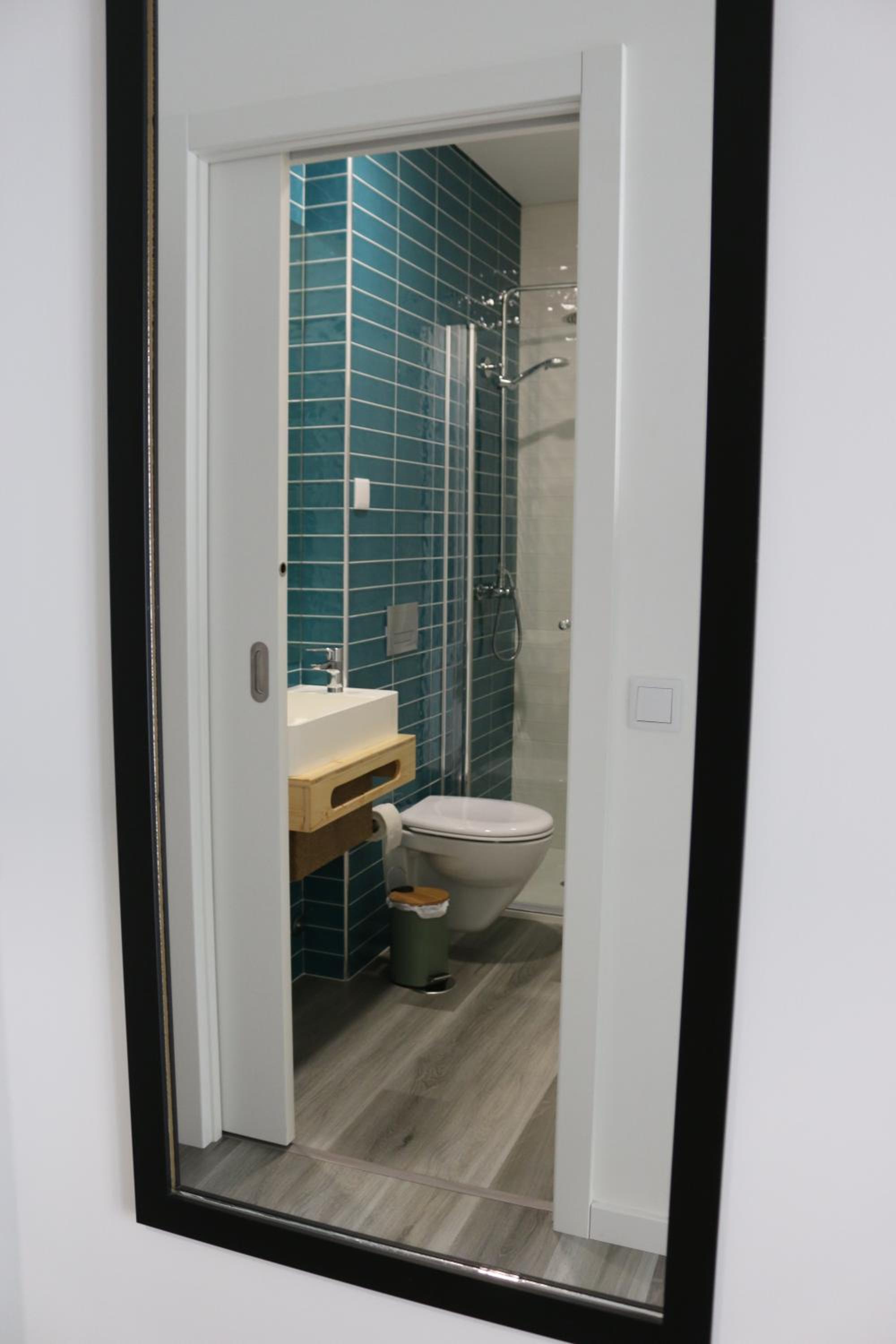 Single Room with Private Bathroom photo 3