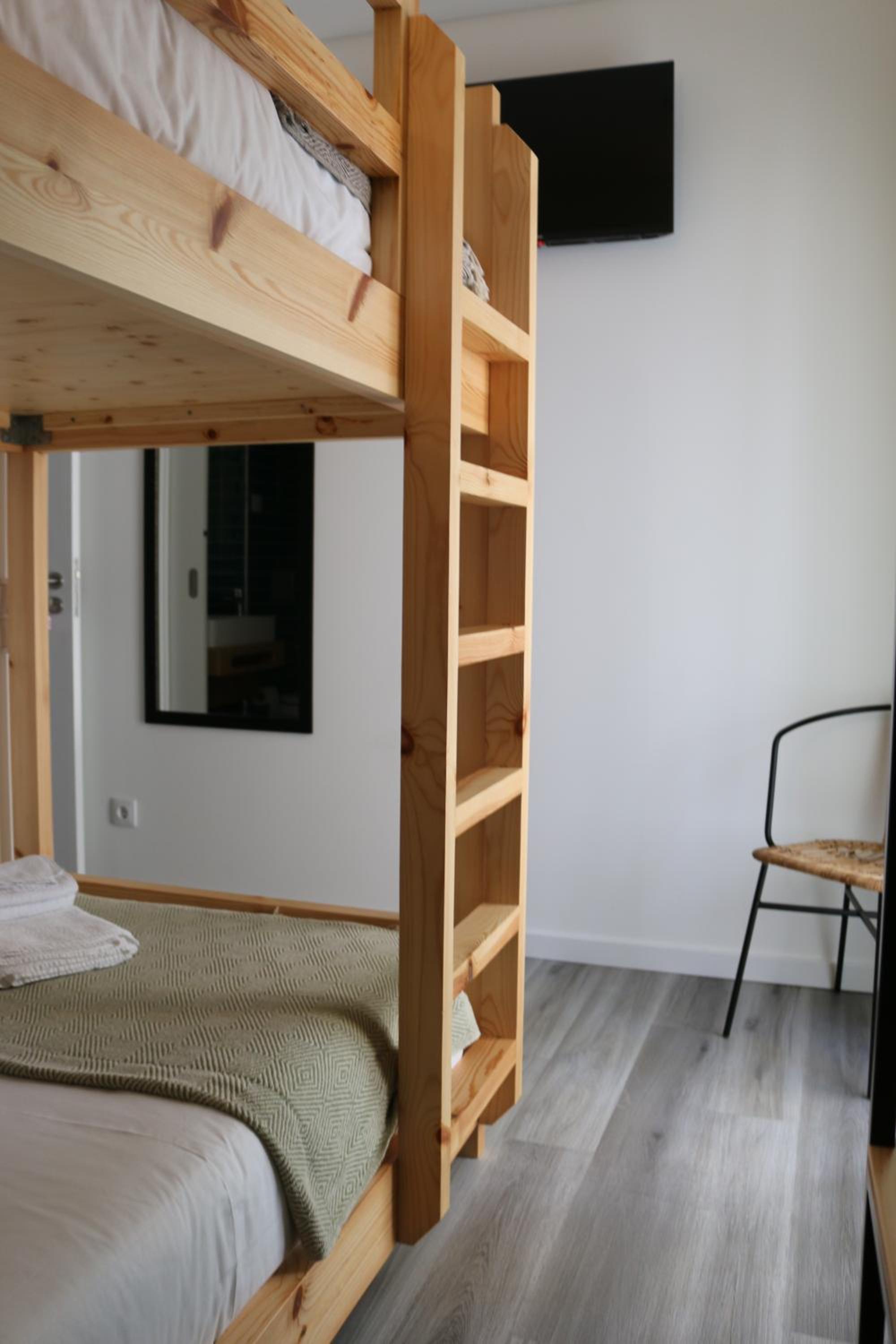 Single Room with Private Bathroom photo 2