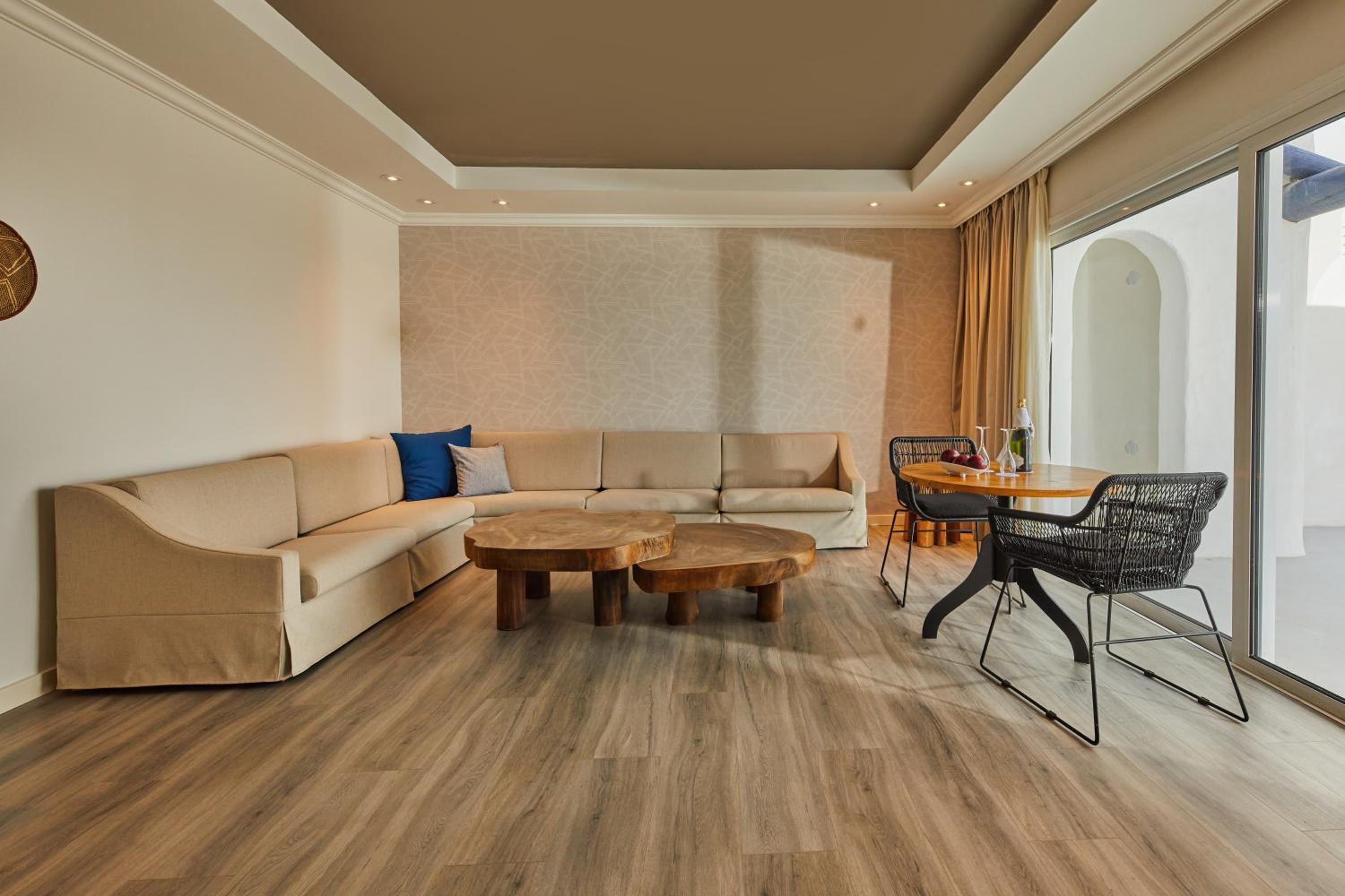 Preferred Club Suite with Ocean View - Photo 9