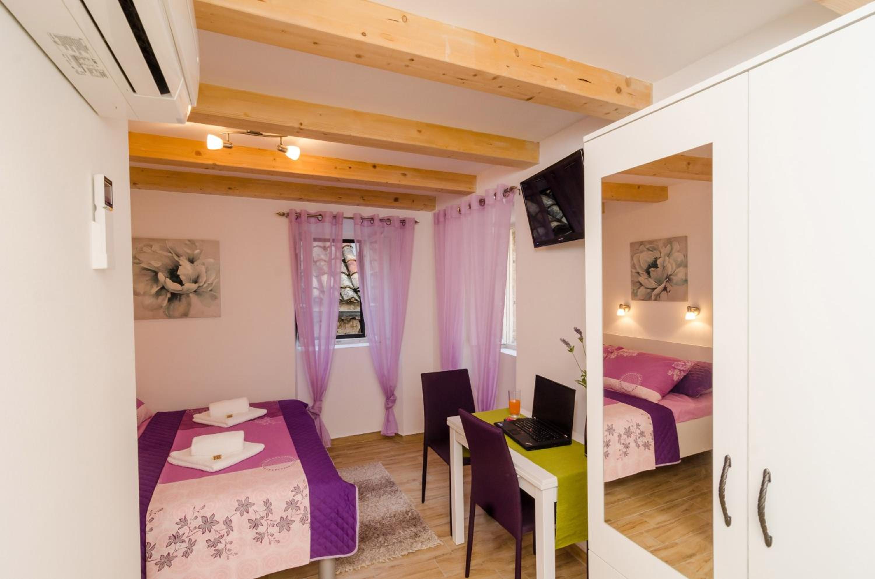 Studio Apartment with City View