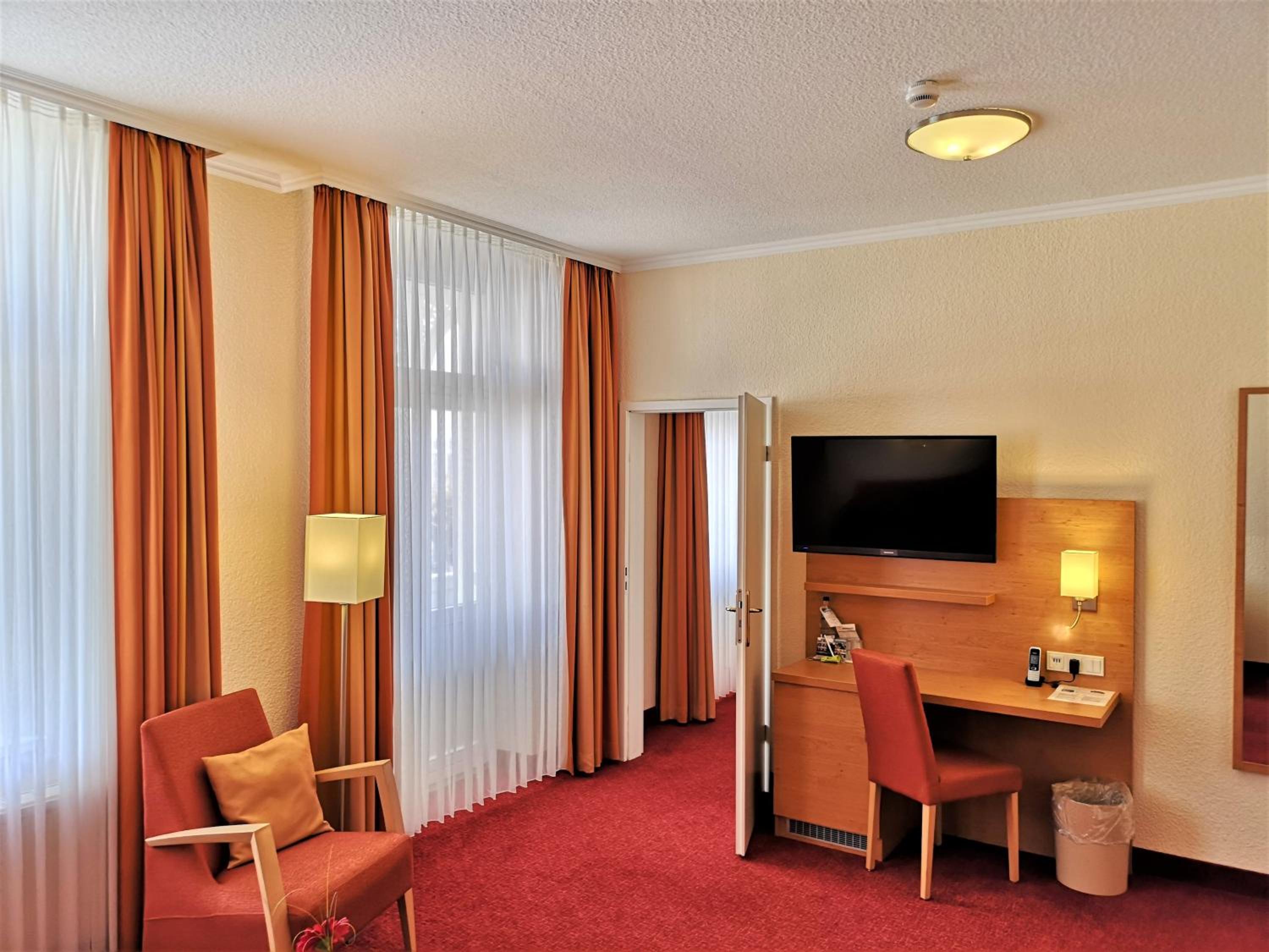 Suite with Balcony photo 1