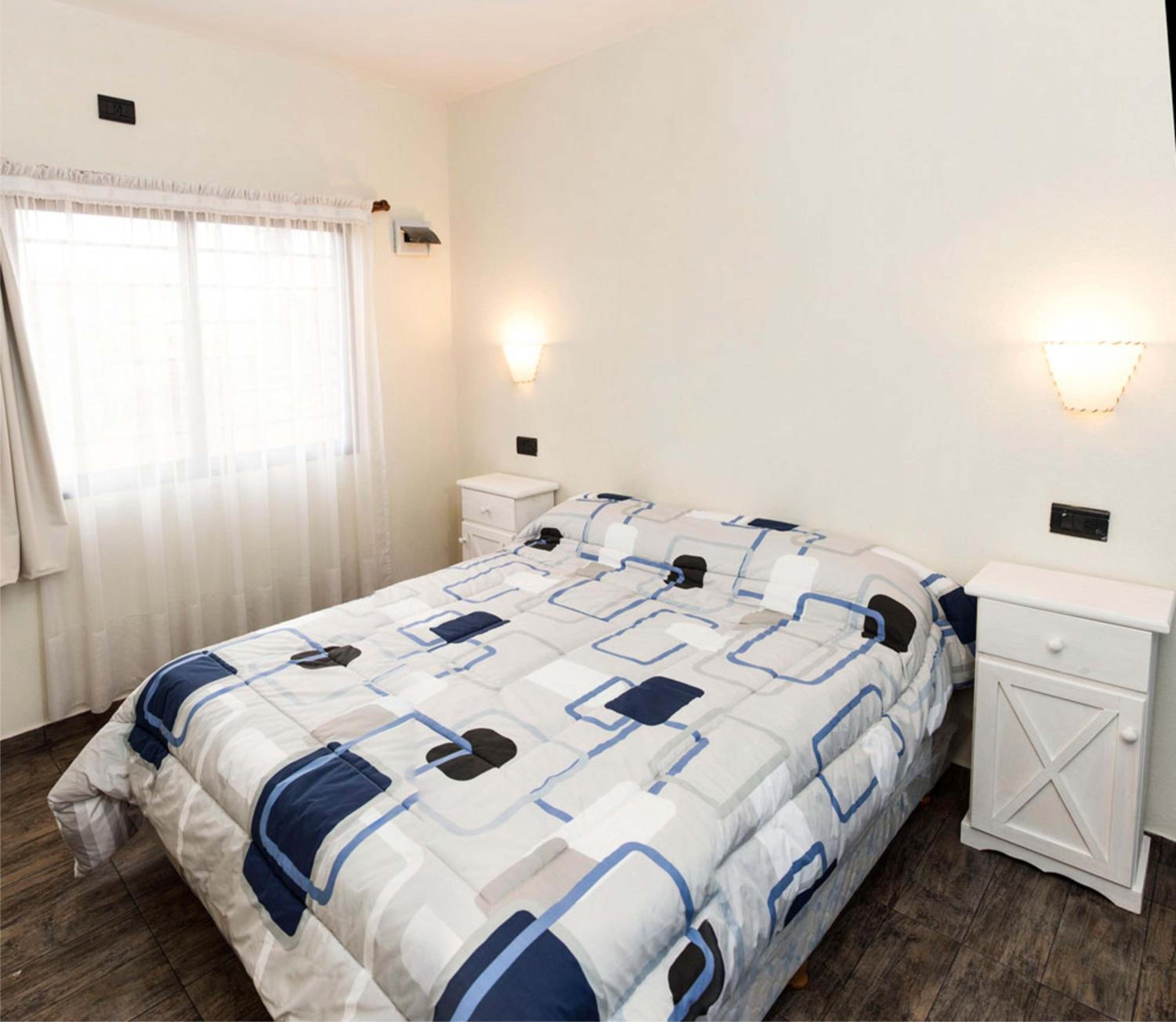 One-Bedroom Bungalow
