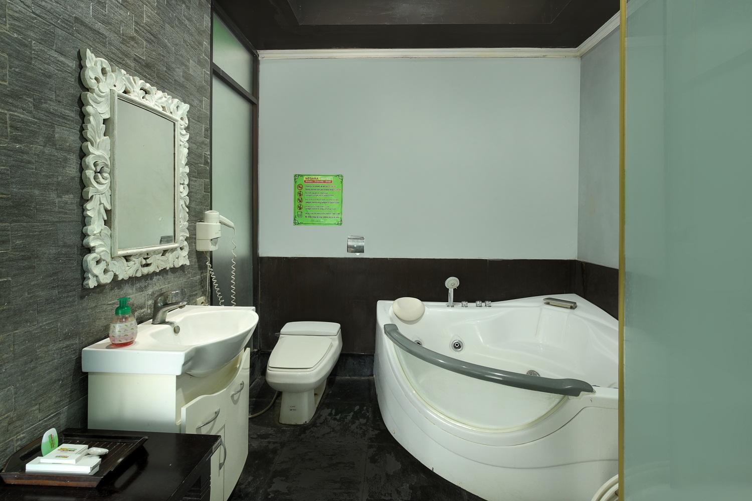 Queen Room photo 3