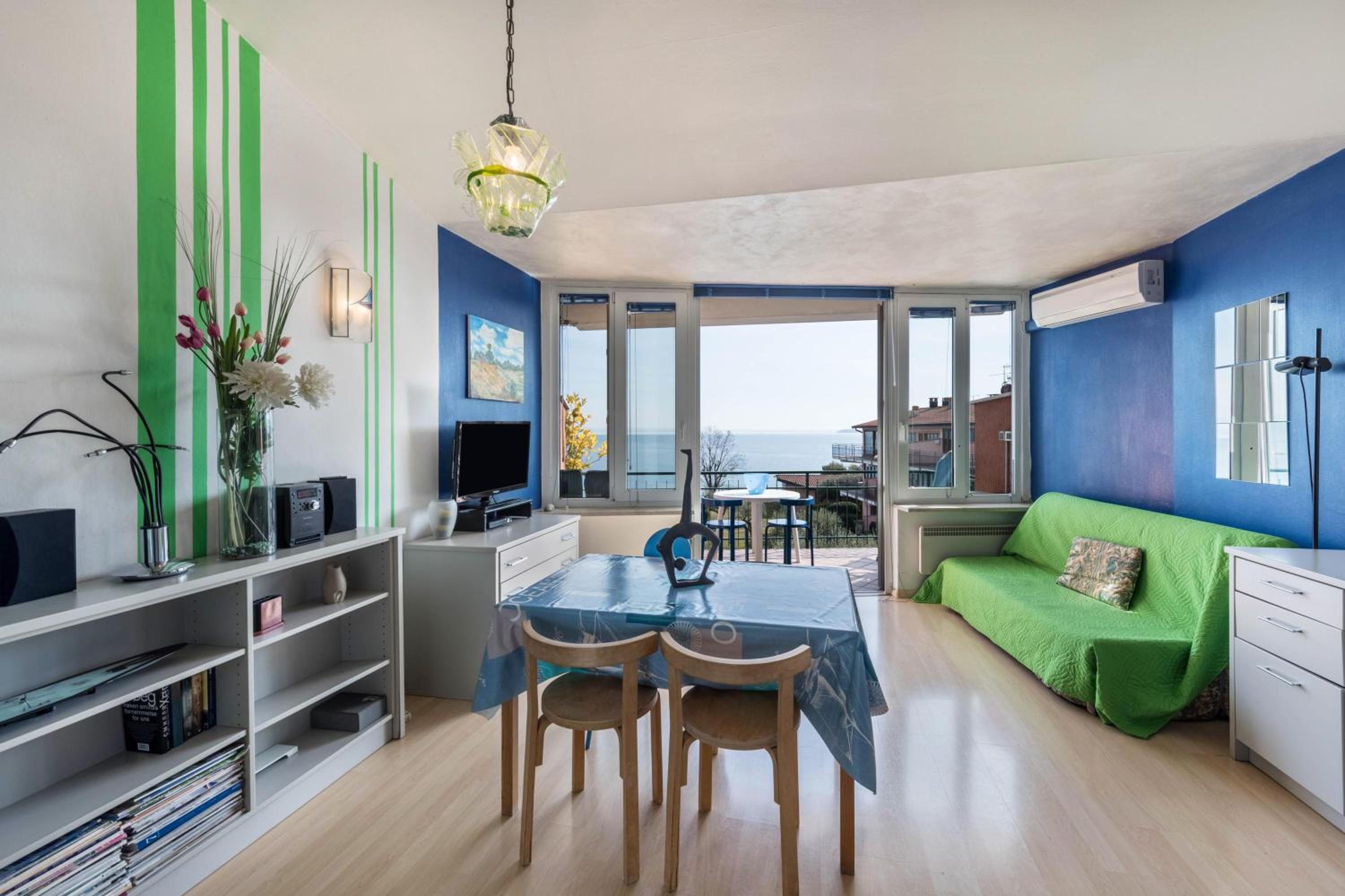 Superior One-Bedroom Apartment With Balcony photo 3